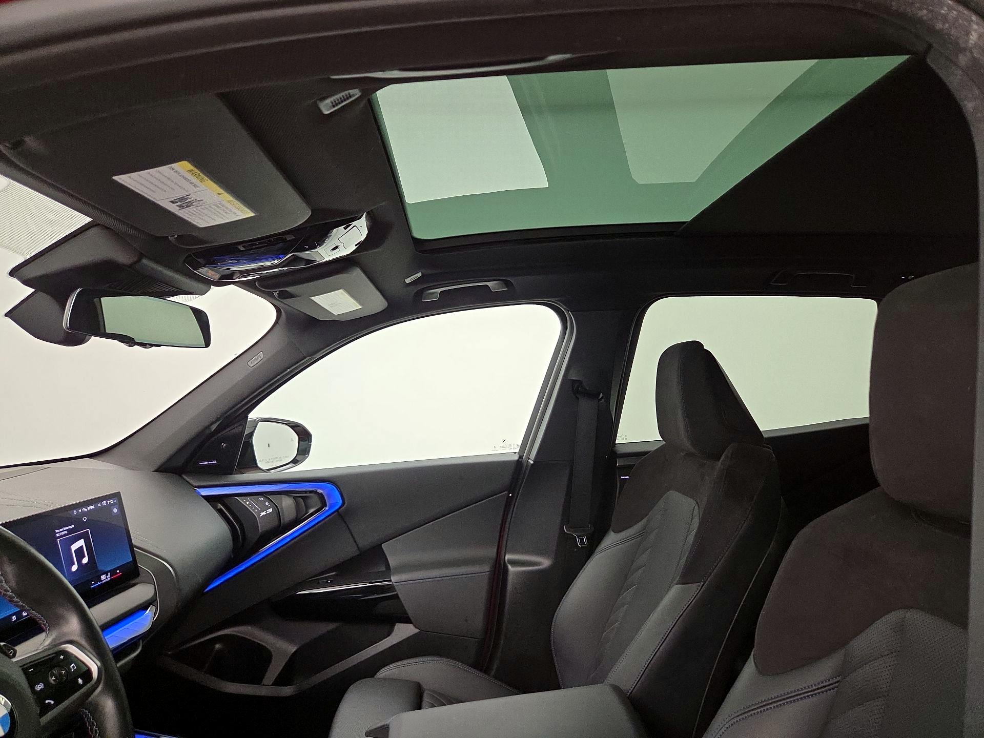 Thumbnail: 2025 BMW X3 - 19