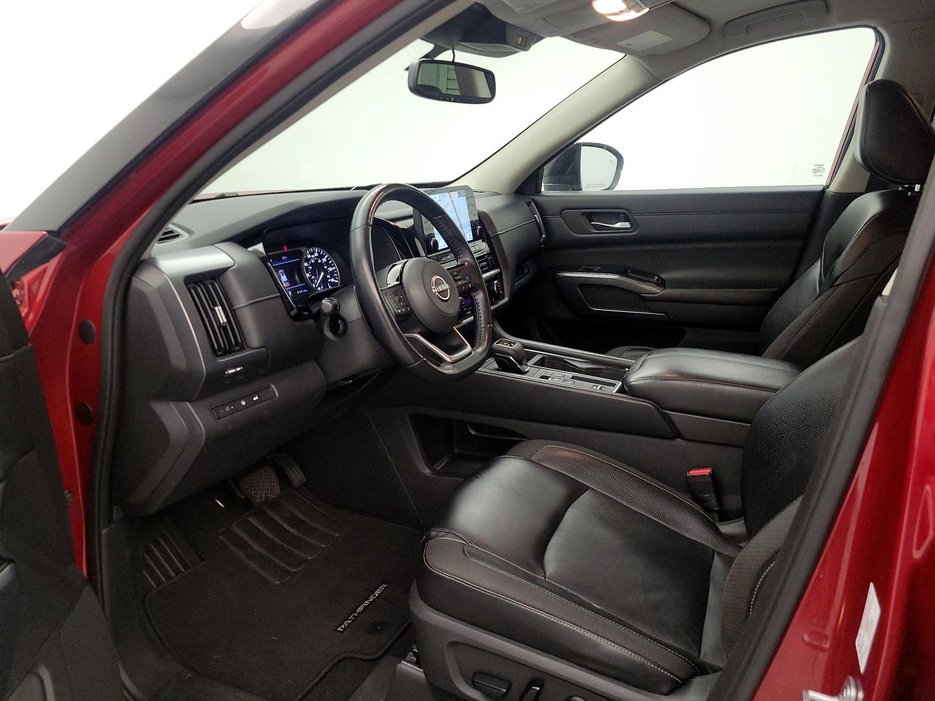 Thumbnail: 2022 Nissan Pathfinder - 11