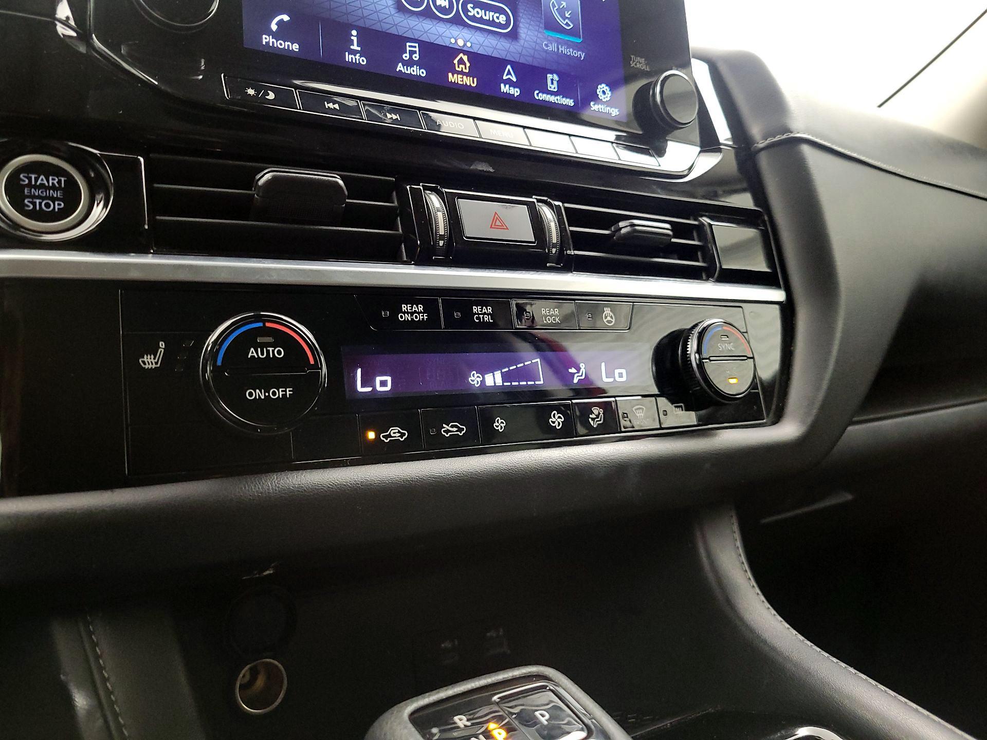 Thumbnail: 2022 Nissan Pathfinder - 17