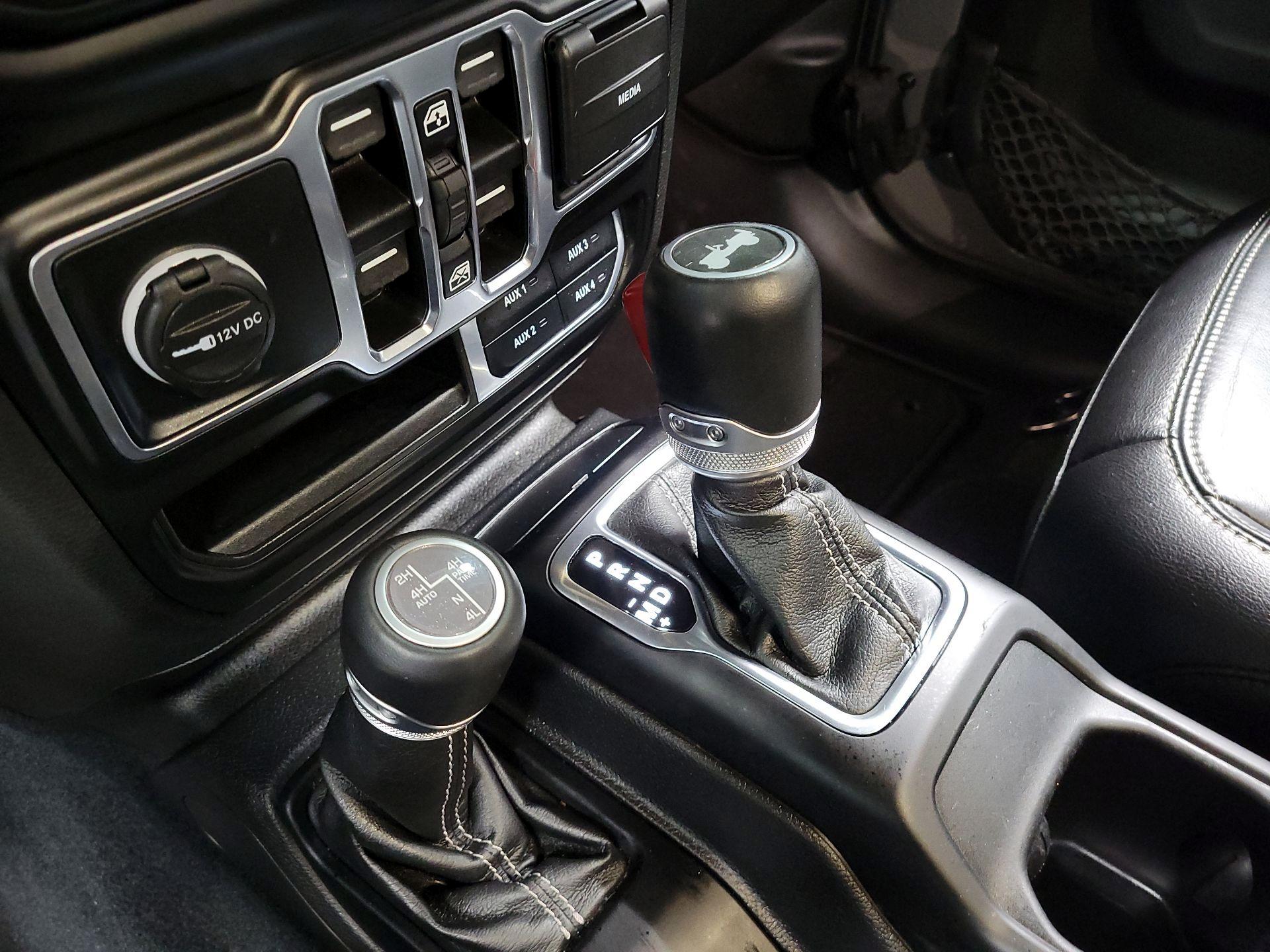 Thumbnail: 2022 Jeep Wrangler - 18