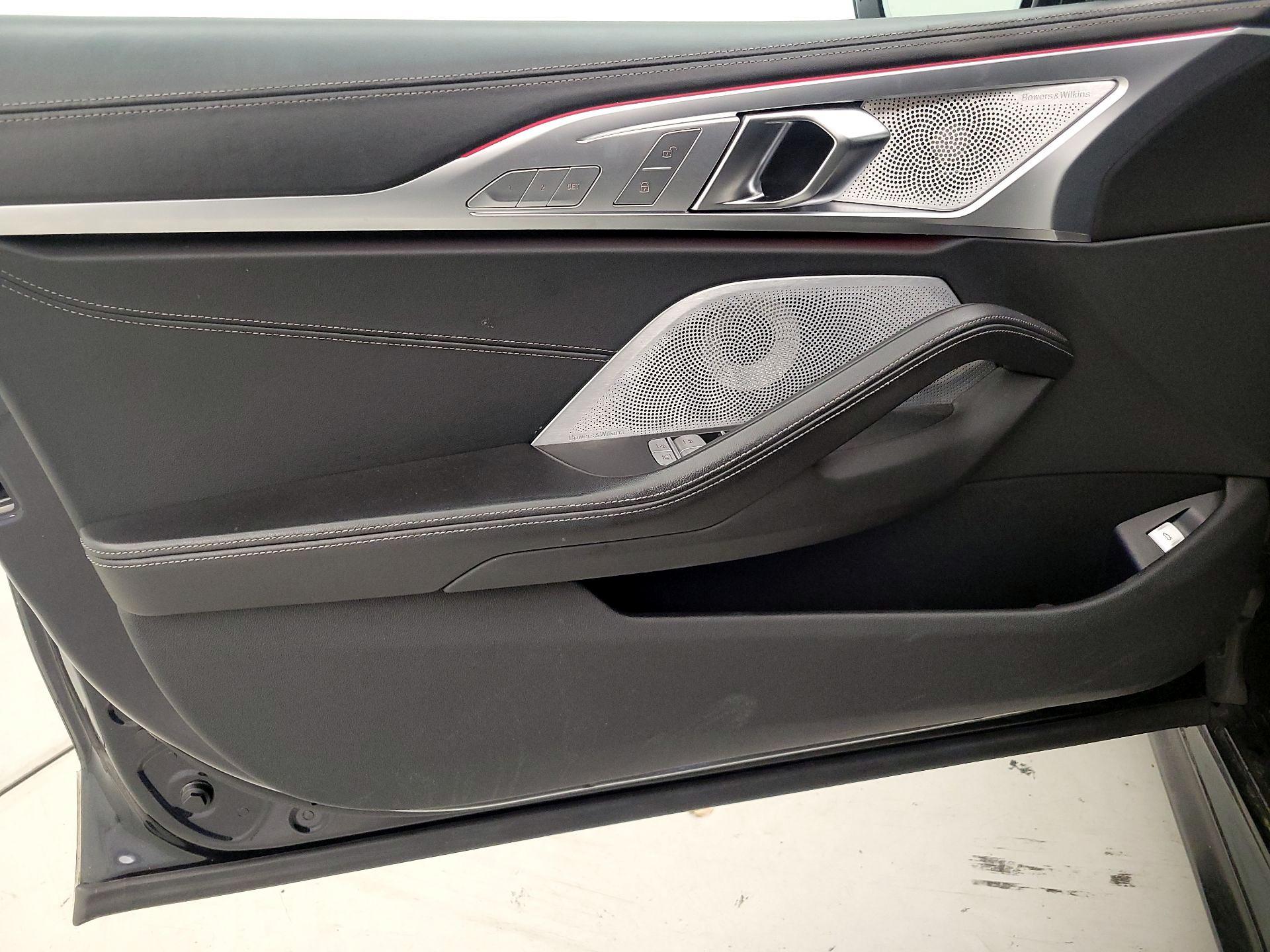 Thumbnail: 2020 BMW 8 Series - 12