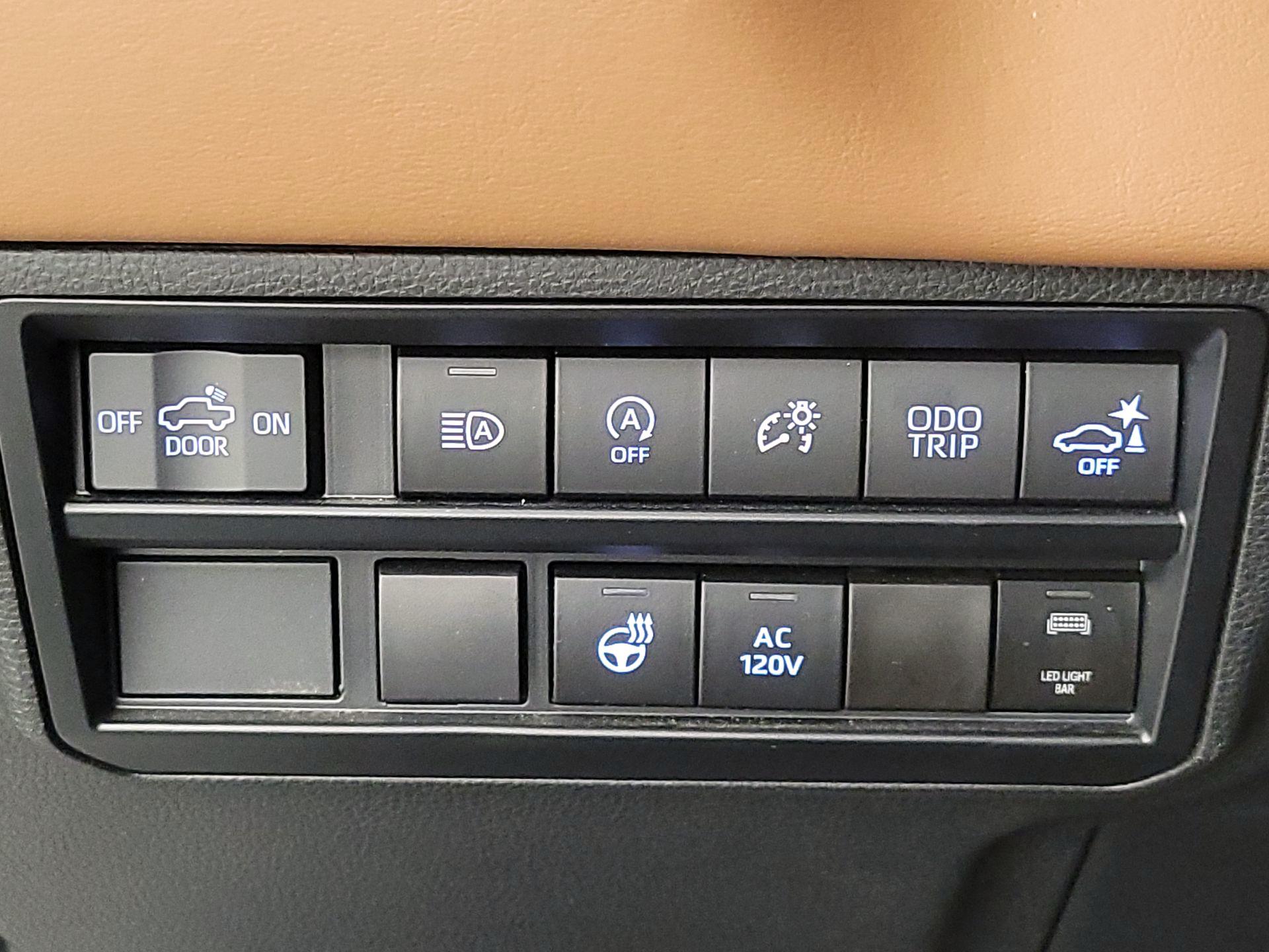 Thumbnail: 2023 Toyota Tundra - 13