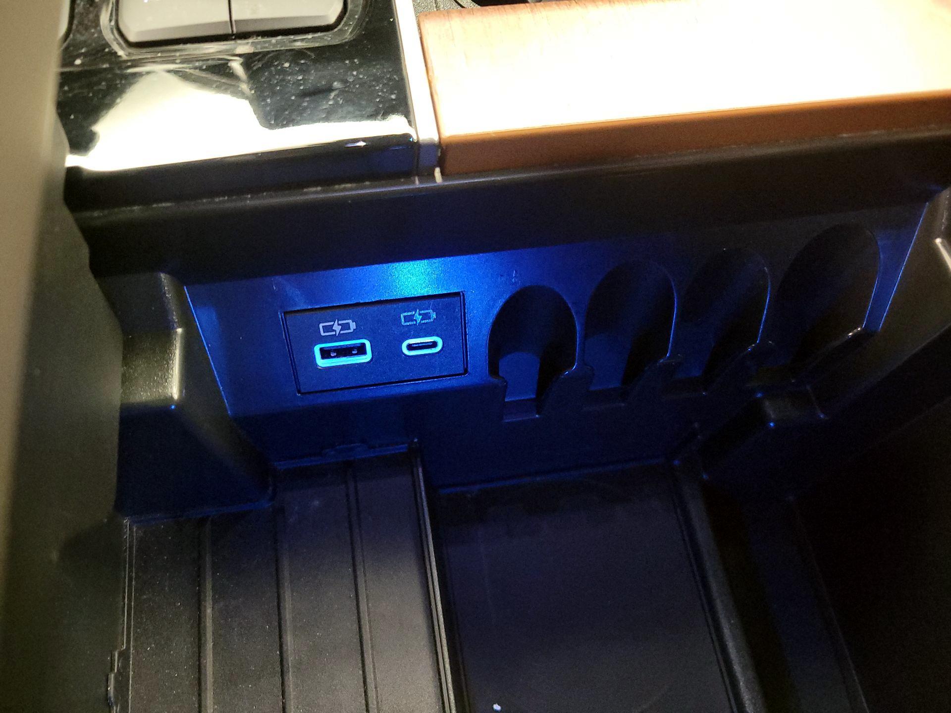 Thumbnail: 2023 Toyota Tundra - 18