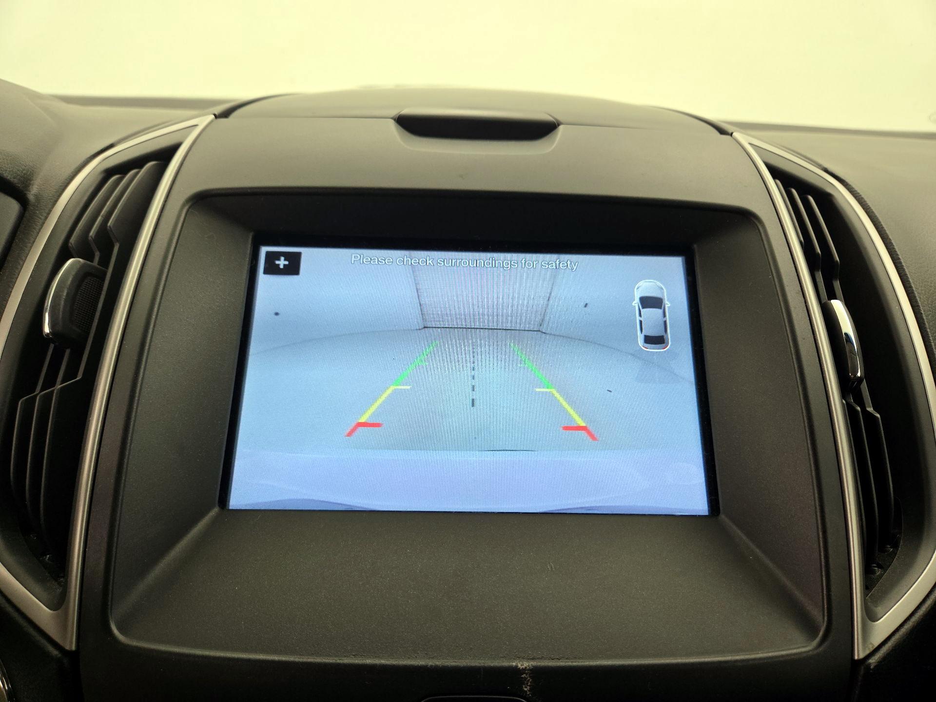 Thumbnail: 2018 Ford Edge - 14