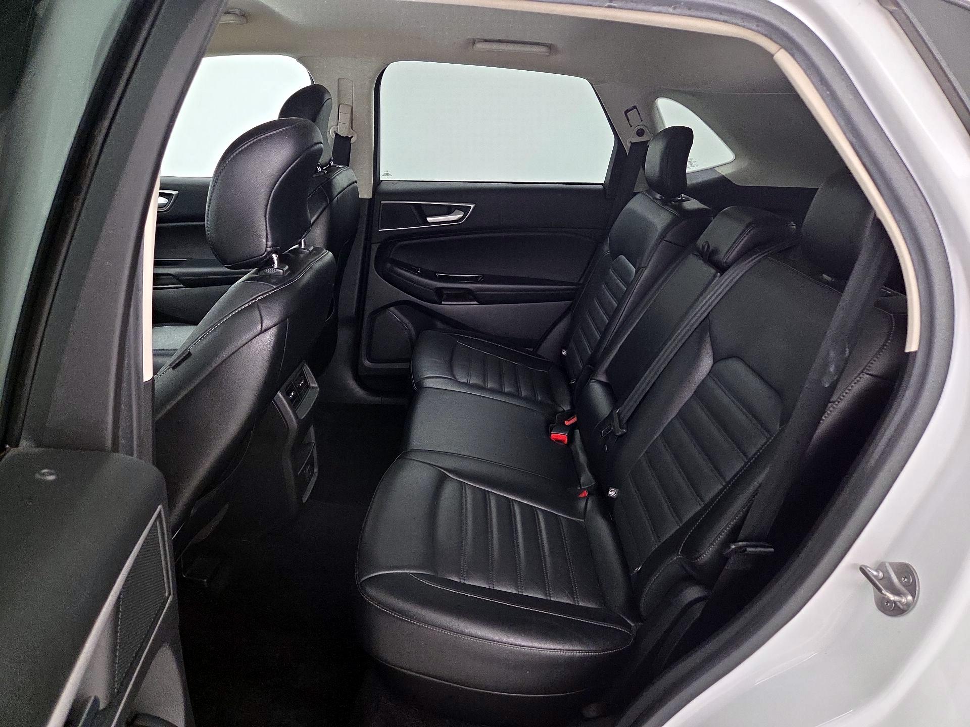 Thumbnail: 2018 Ford Edge - 19