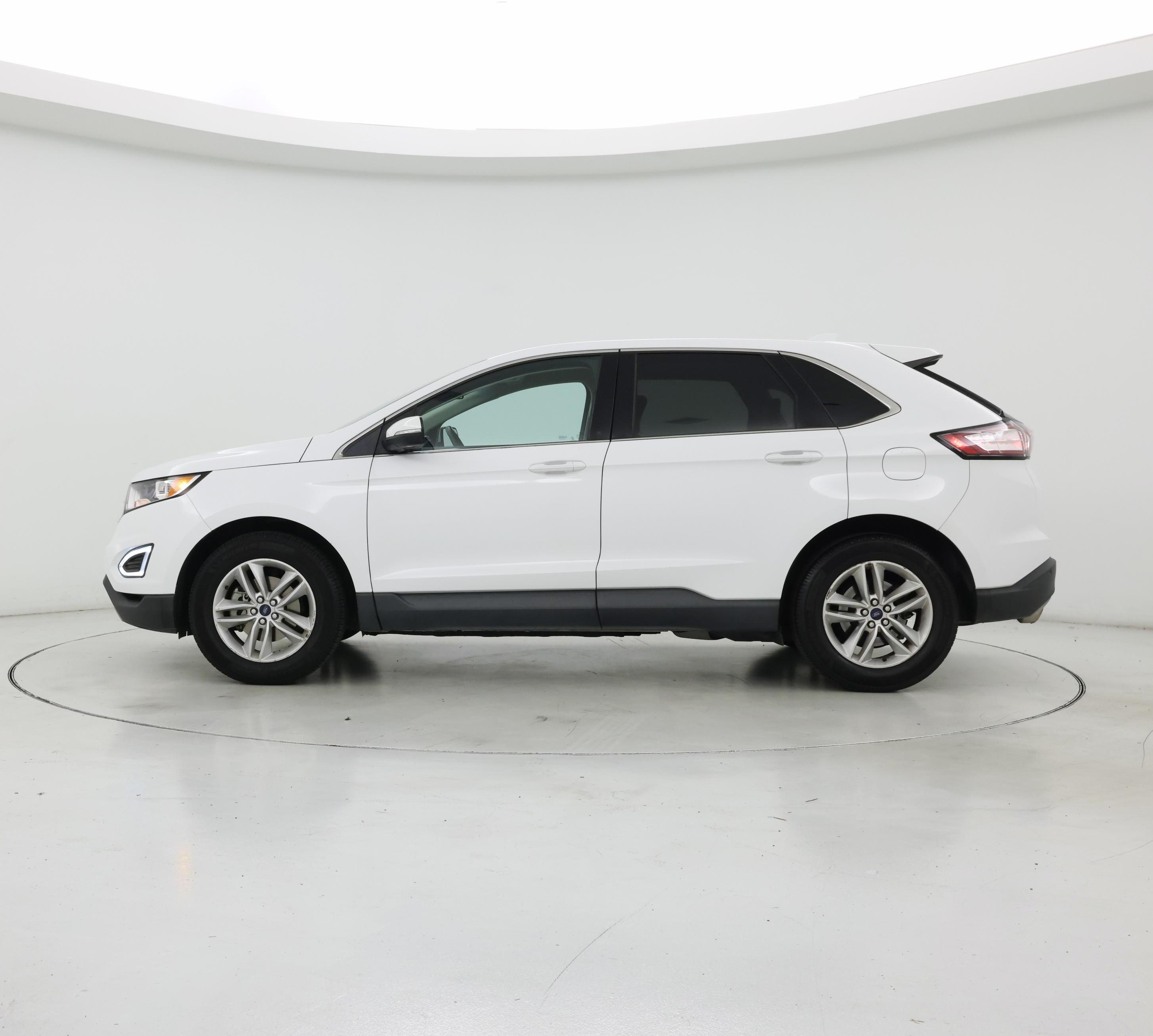 Thumbnail: 2018 Ford Edge - 3