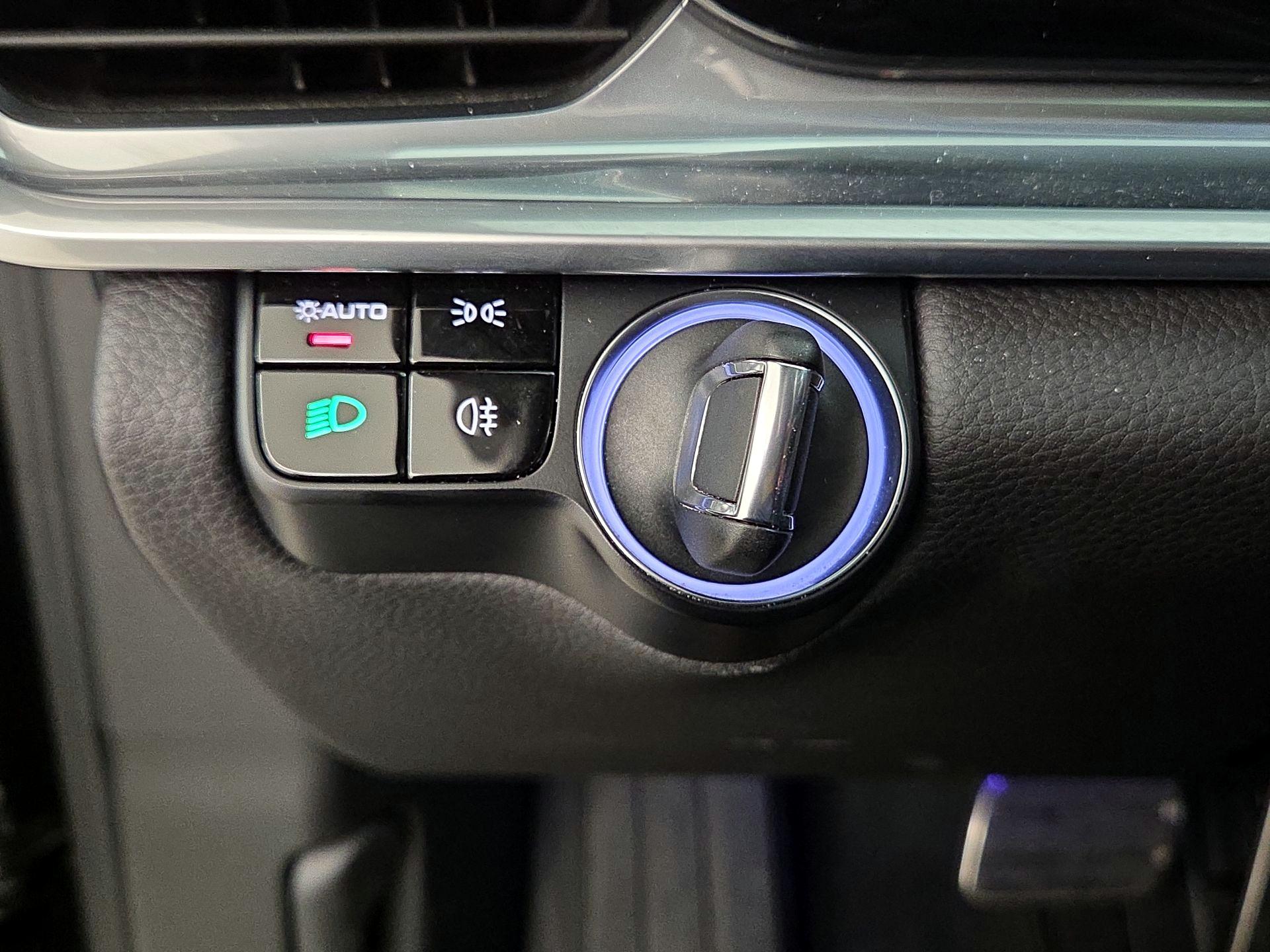 Thumbnail: 2018 Porsche Panamera - 13