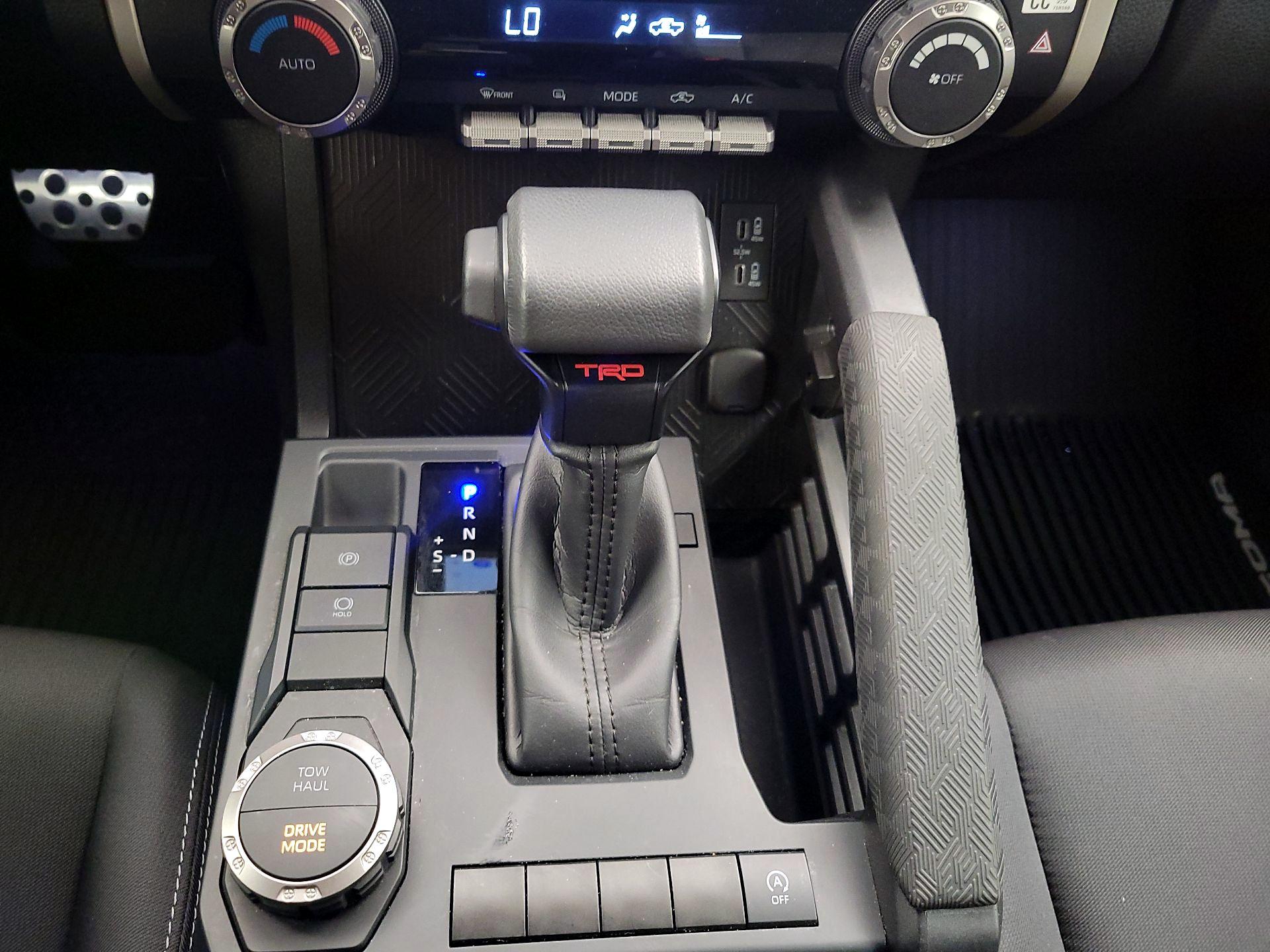 Thumbnail: 2024 Toyota Tacoma - 17