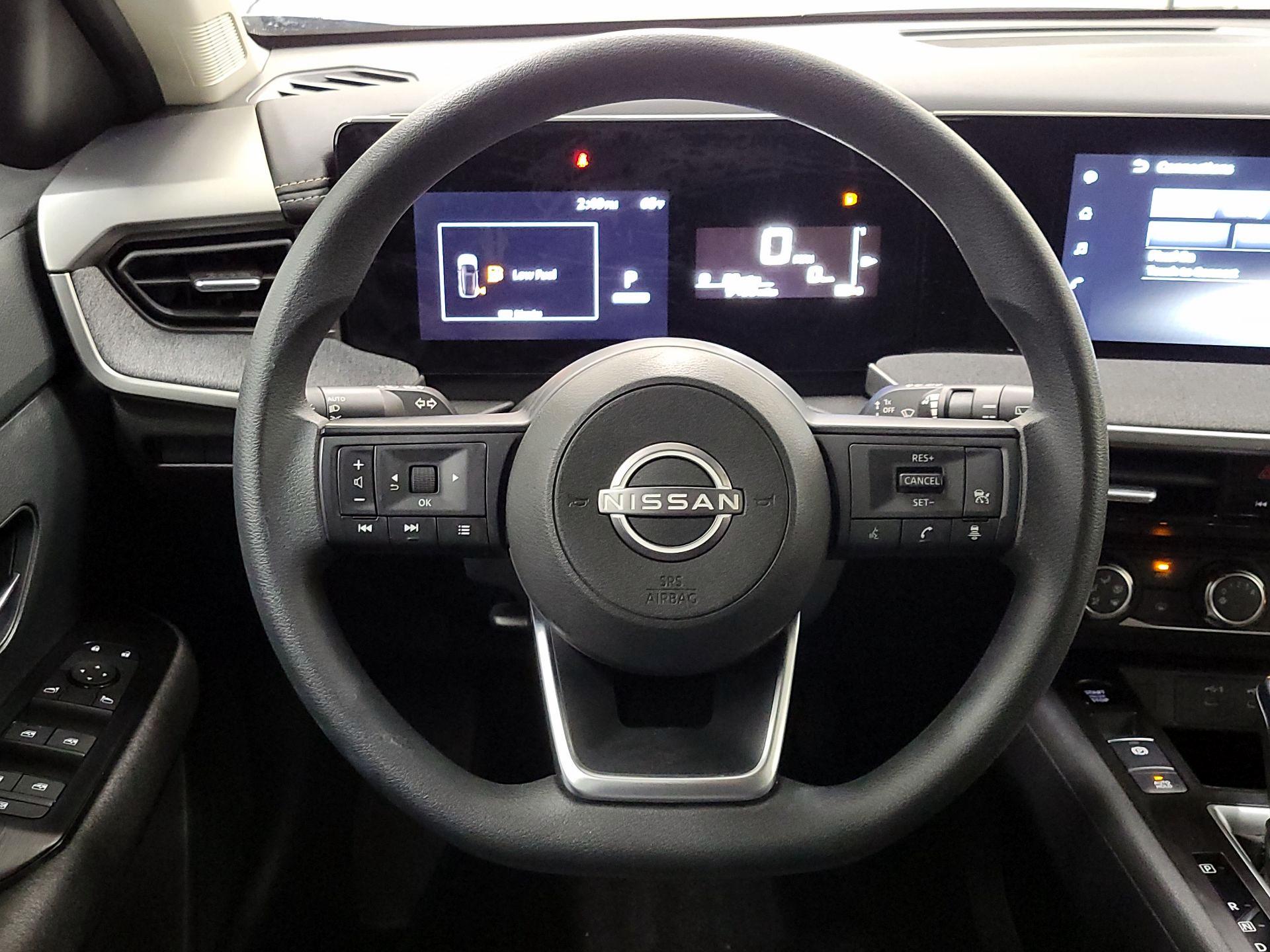 Thumbnail: 2025 Nissan Kicks - 10