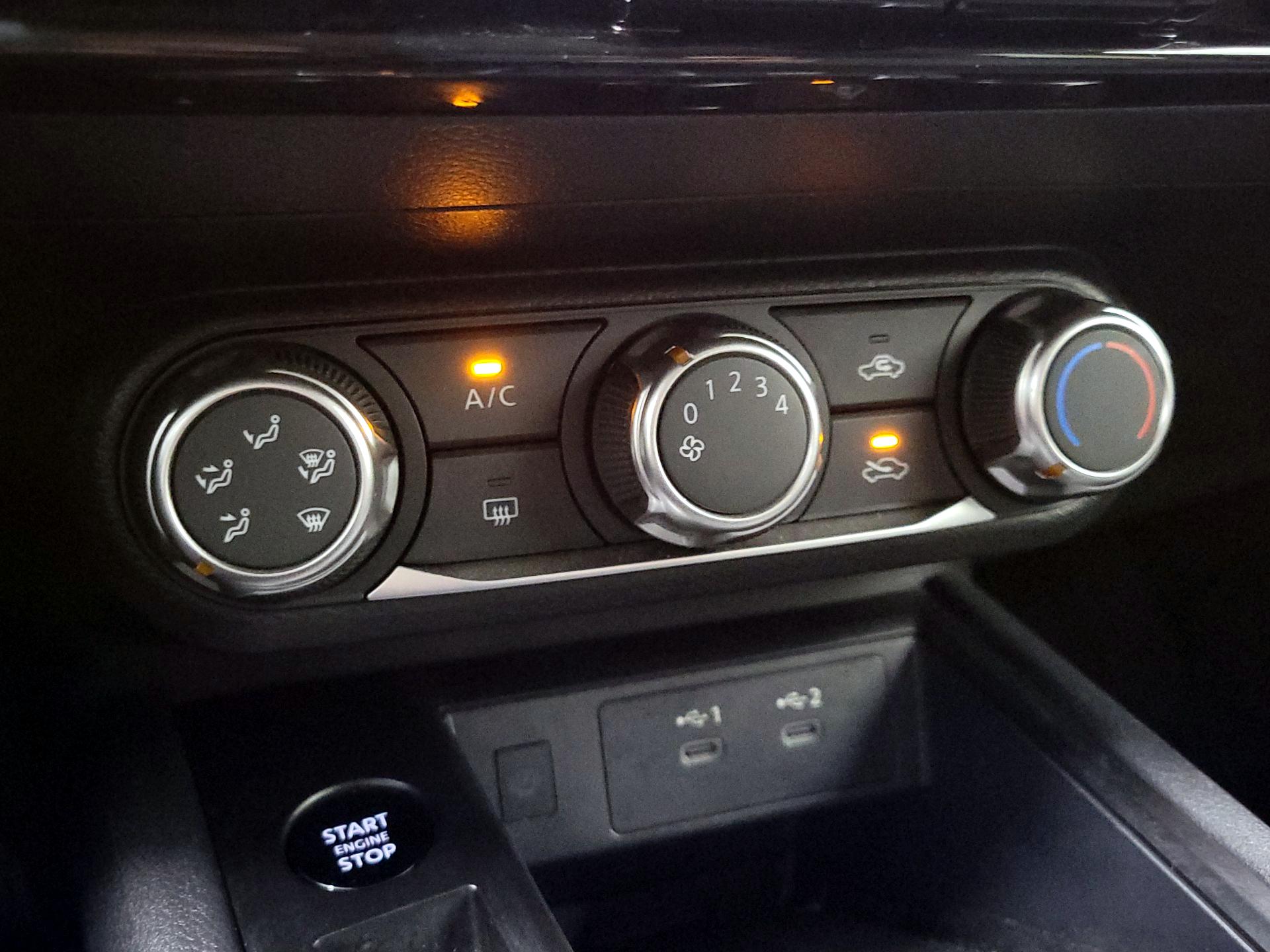 Thumbnail: 2025 Nissan Kicks - 16