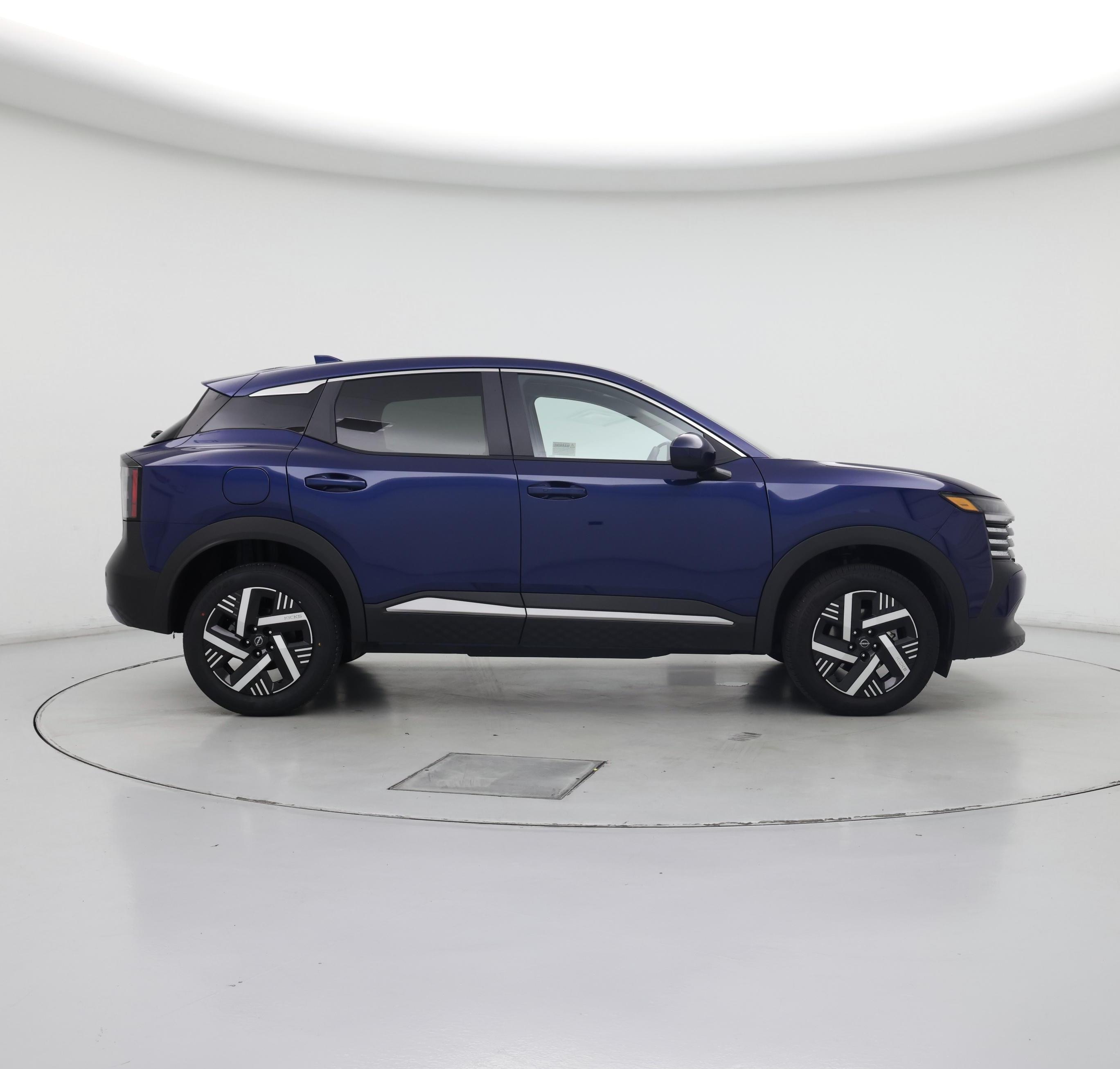 Thumbnail: 2025 Nissan Kicks - 7