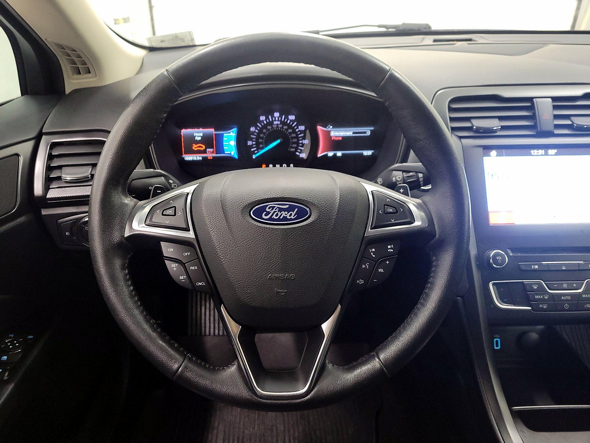 Thumbnail: 2018 Ford Fusion - 10