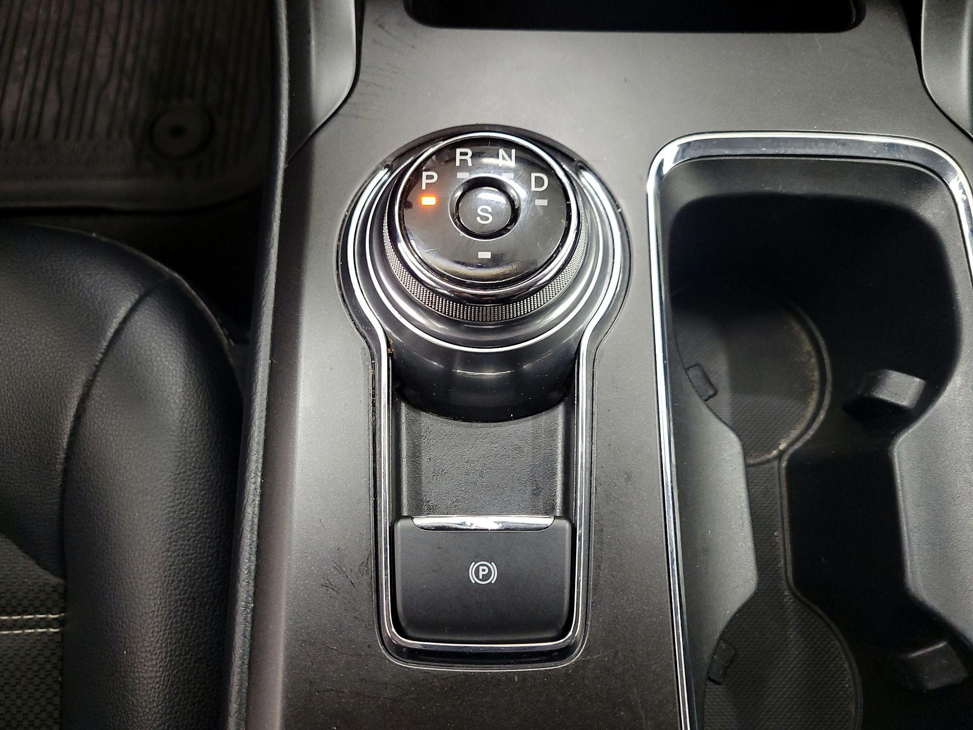 Thumbnail: 2018 Ford Fusion - 17