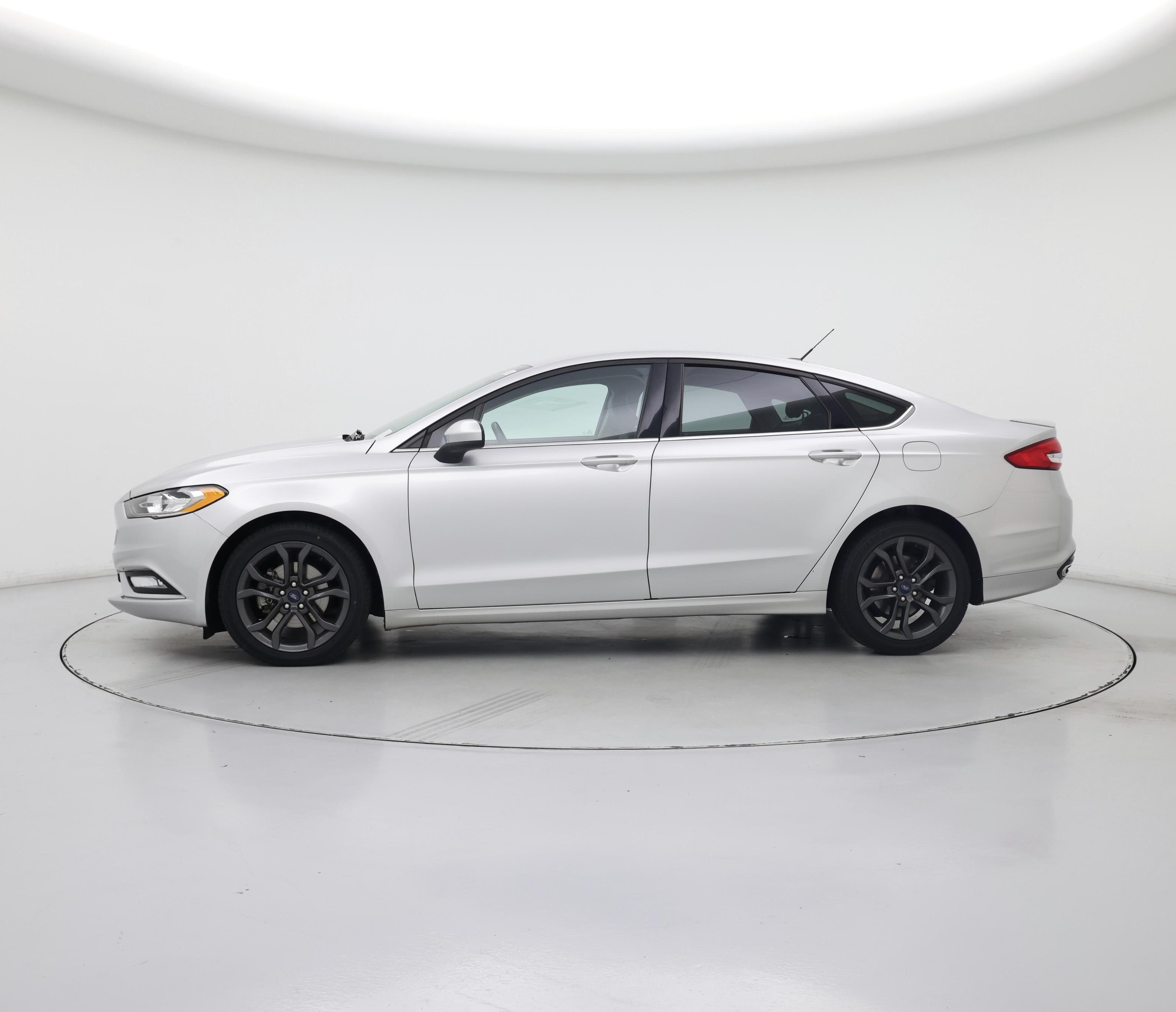 Thumbnail: 2018 Ford Fusion - 3
