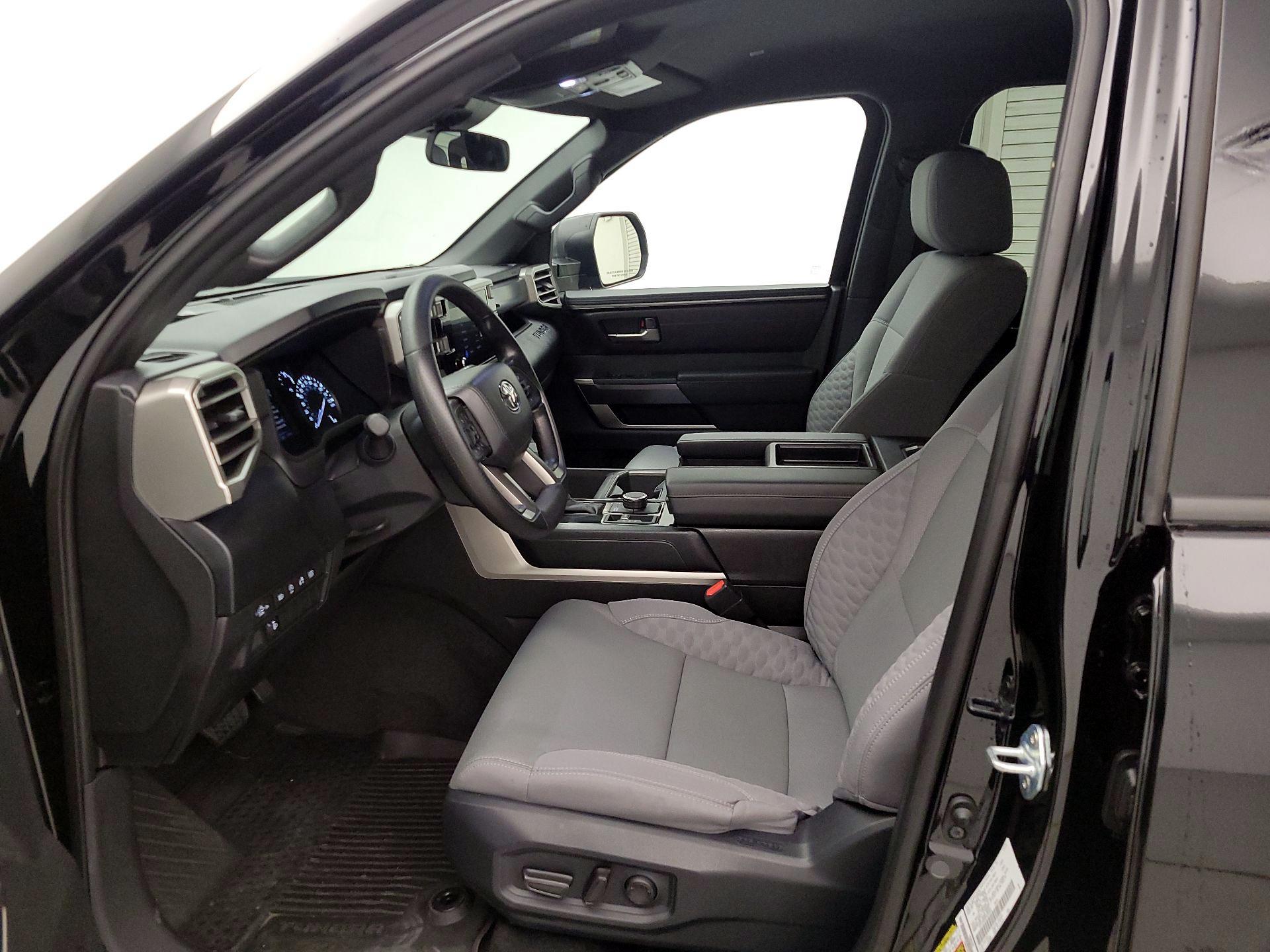 Thumbnail: 2025 Toyota Tundra - 11