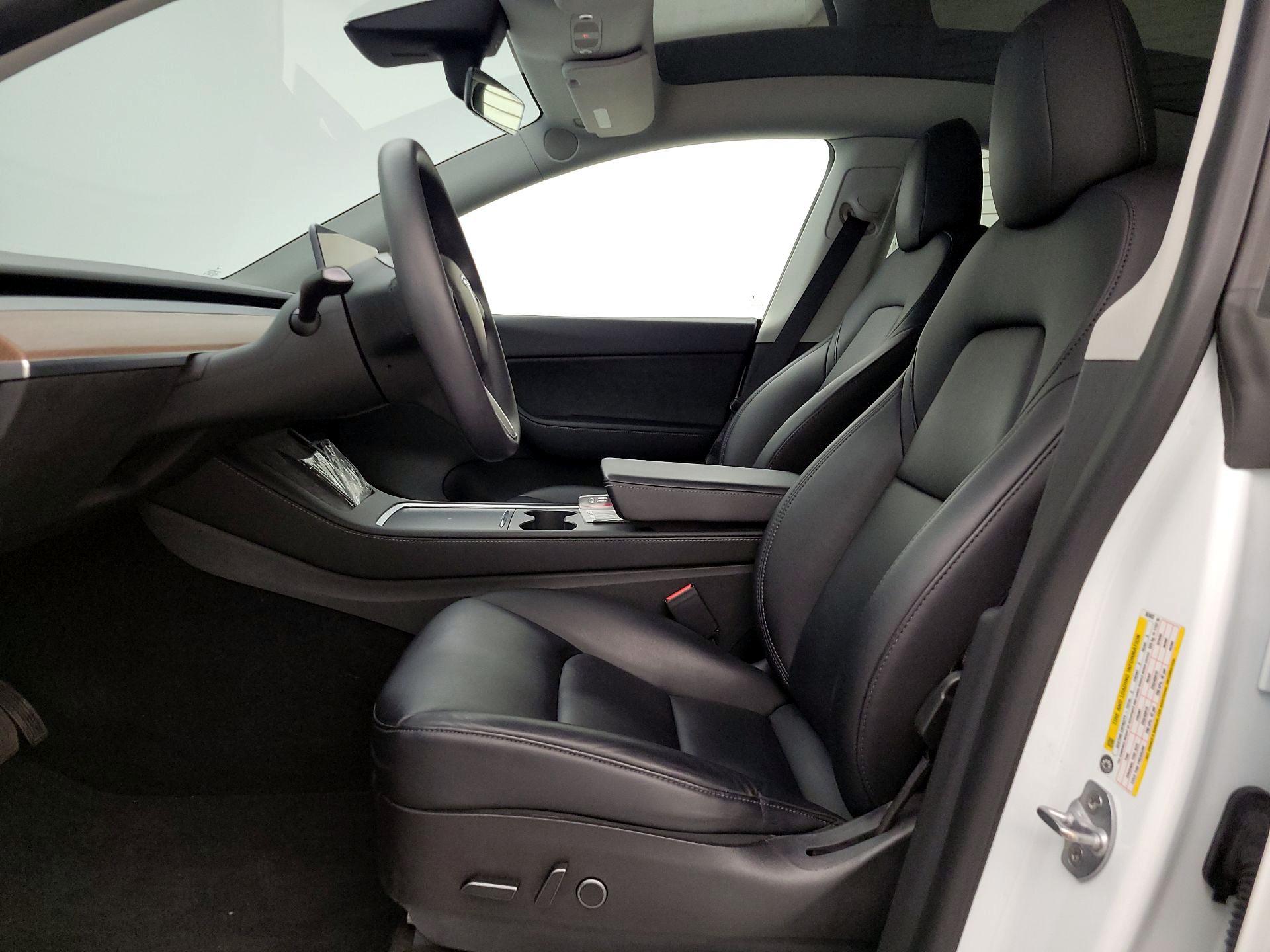 Thumbnail: 2022 Tesla Model Y - 11