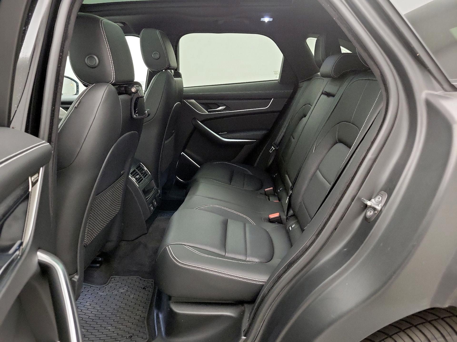 Thumbnail: 2025 Jaguar F-Pace - 20