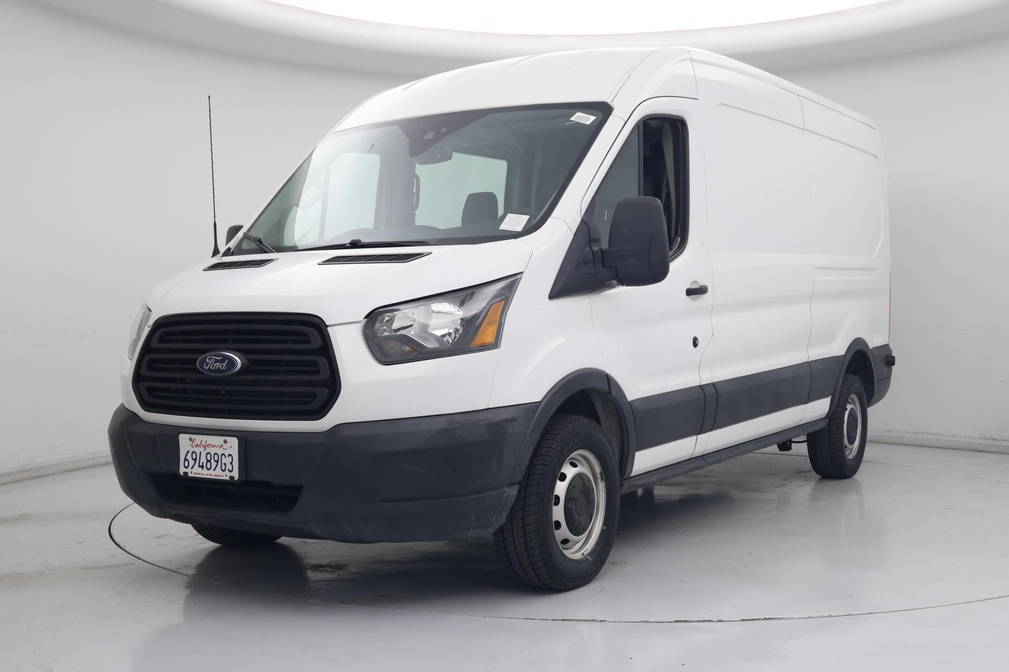 Thumbnail: 2019 Ford Transit Series - 4