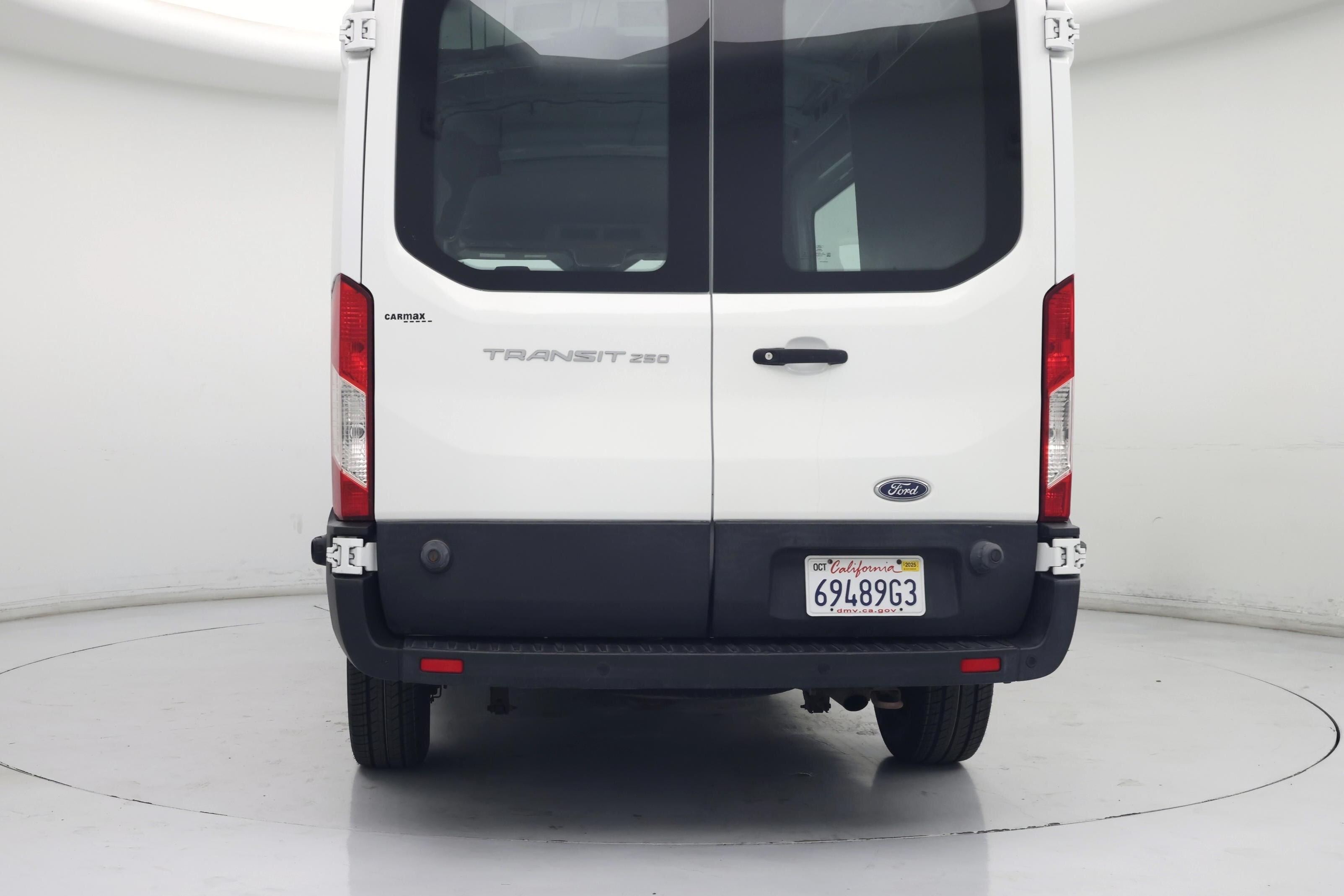 Thumbnail: 2019 Ford Transit Series - 6
