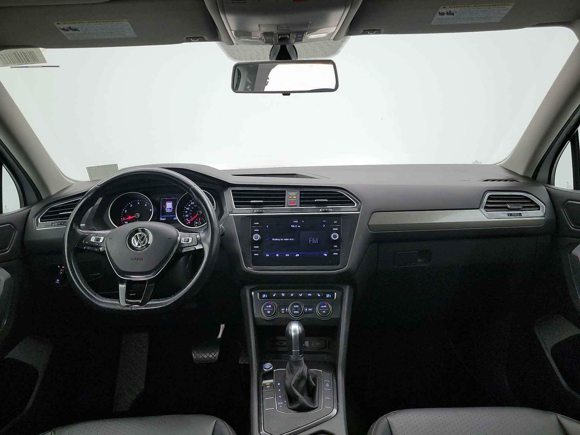 Thumbnail: 2018 Volkswagen Tiguan - 9