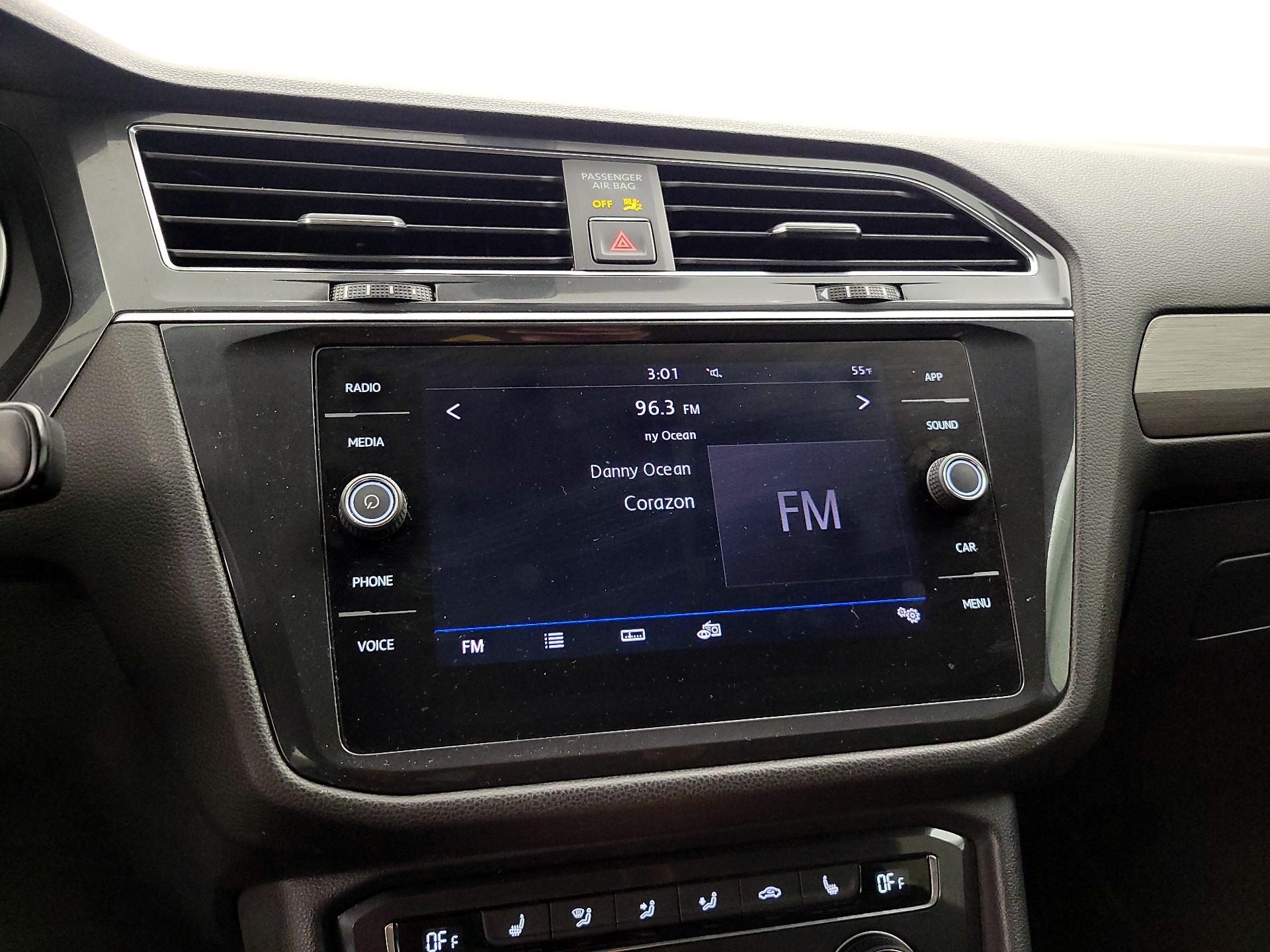 Thumbnail: 2018 Volkswagen Tiguan - 15