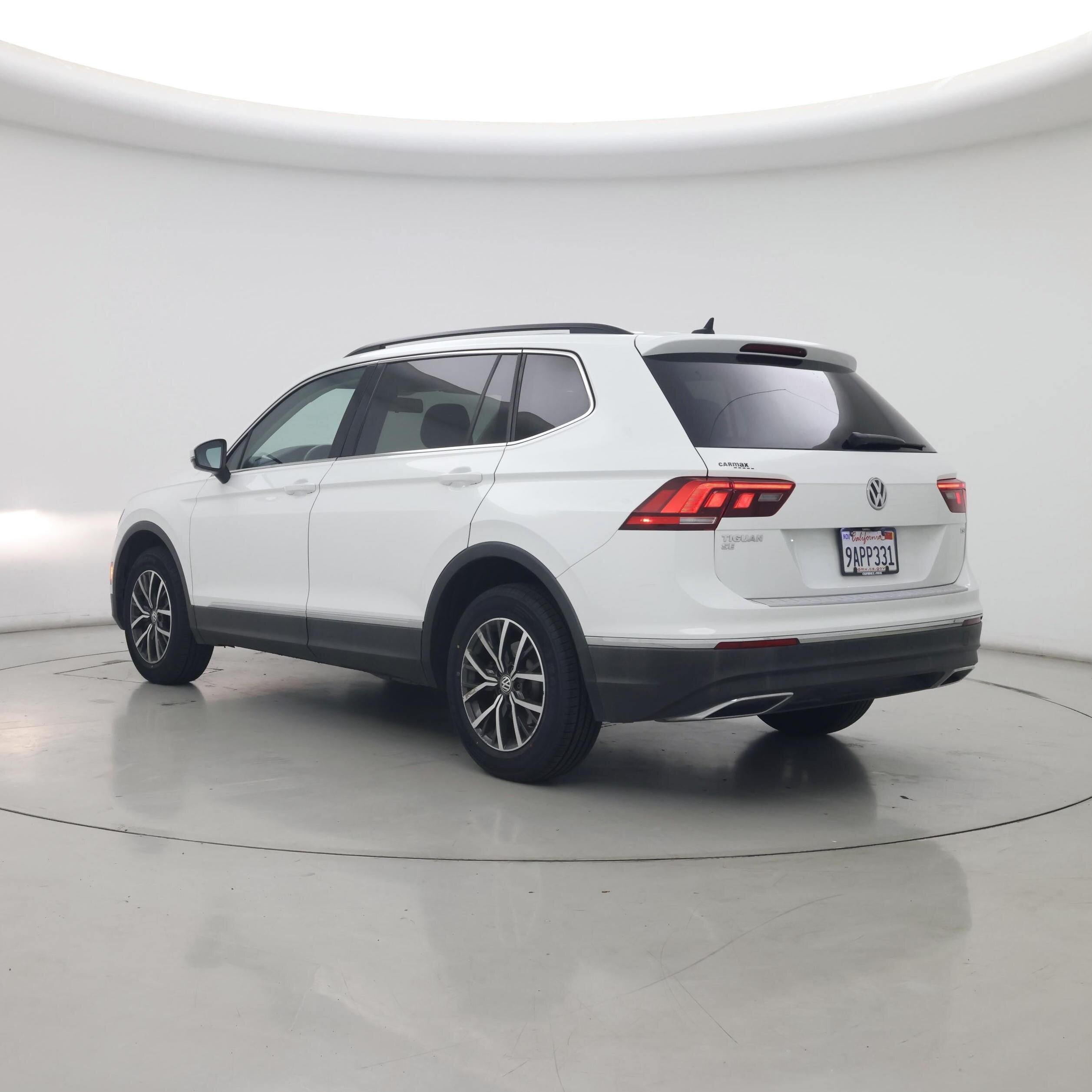 Thumbnail: 2018 Volkswagen Tiguan - 2