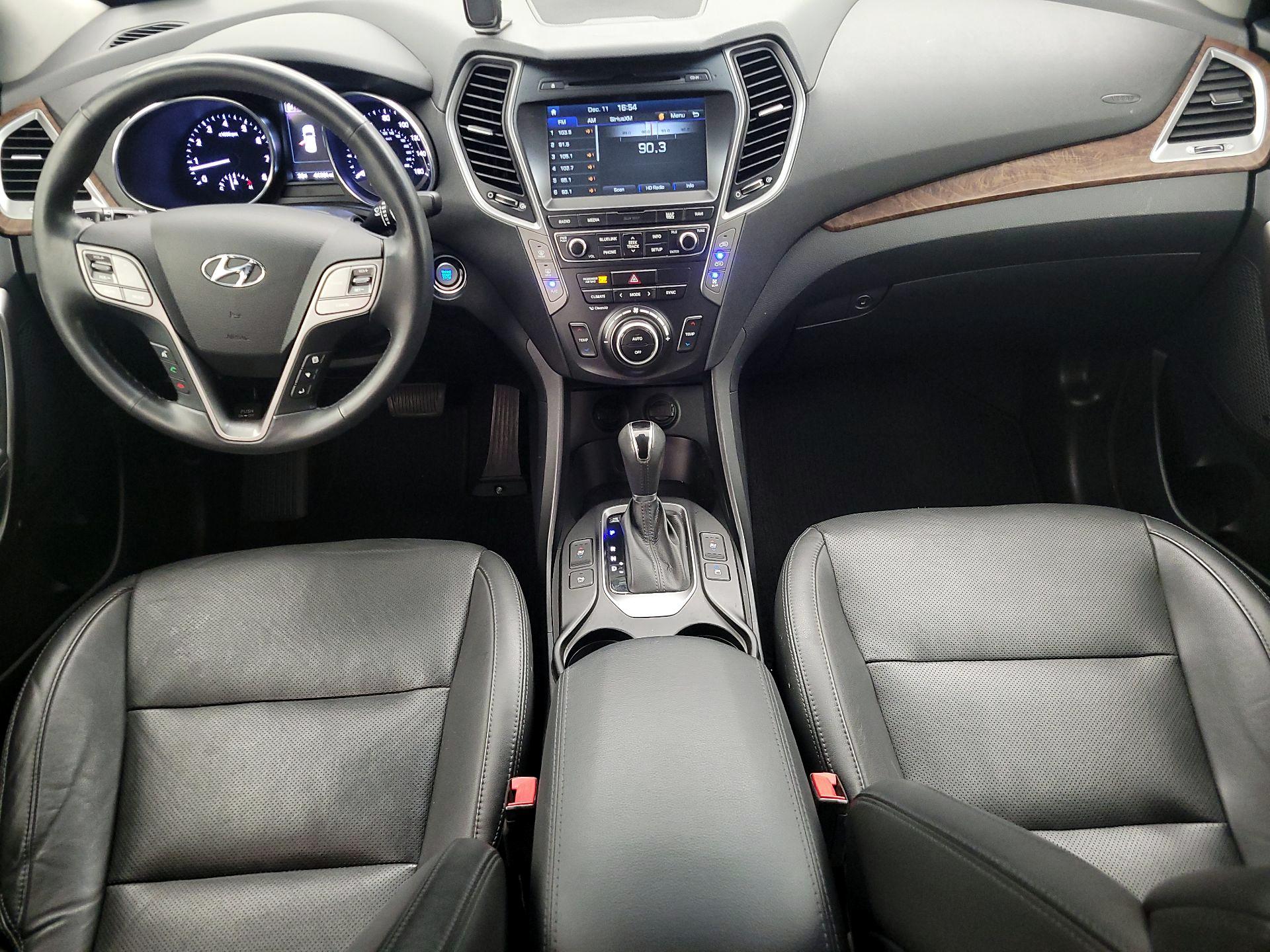 Thumbnail: 2017 Hyundai Santa Fe - 9