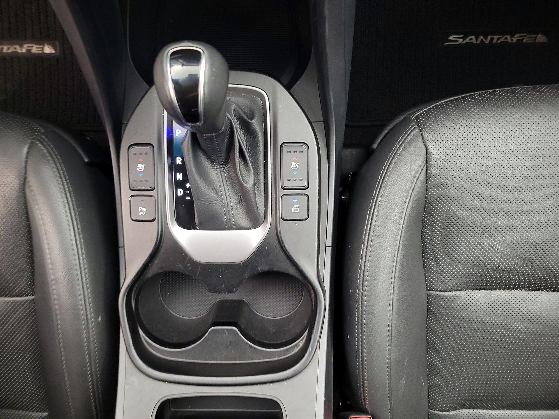 Thumbnail: 2017 Hyundai Santa Fe - 17