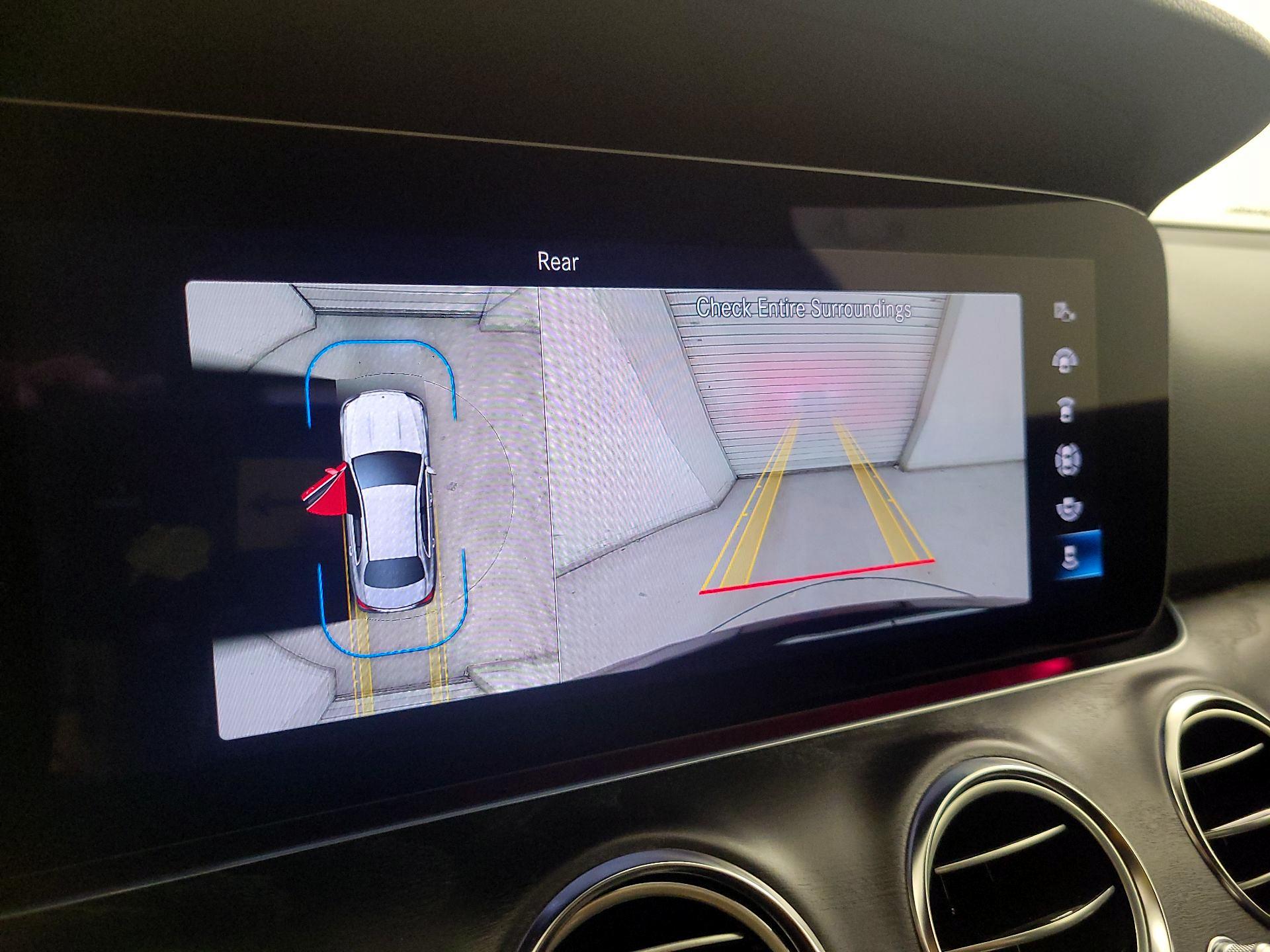 Thumbnail: 2023 Mercedes-Benz E-Class - 15