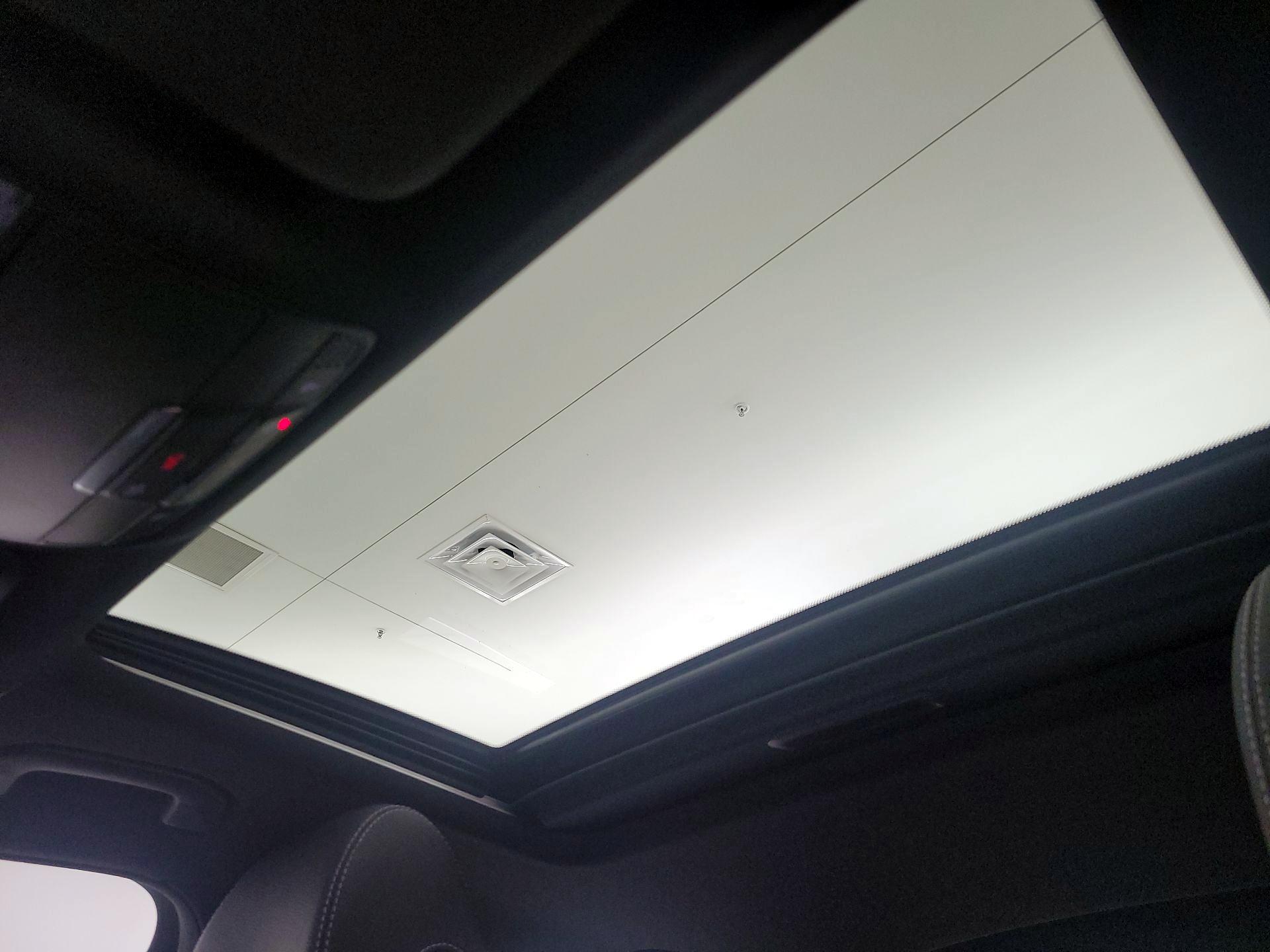 Thumbnail: 2023 Mercedes-Benz E-Class - 20