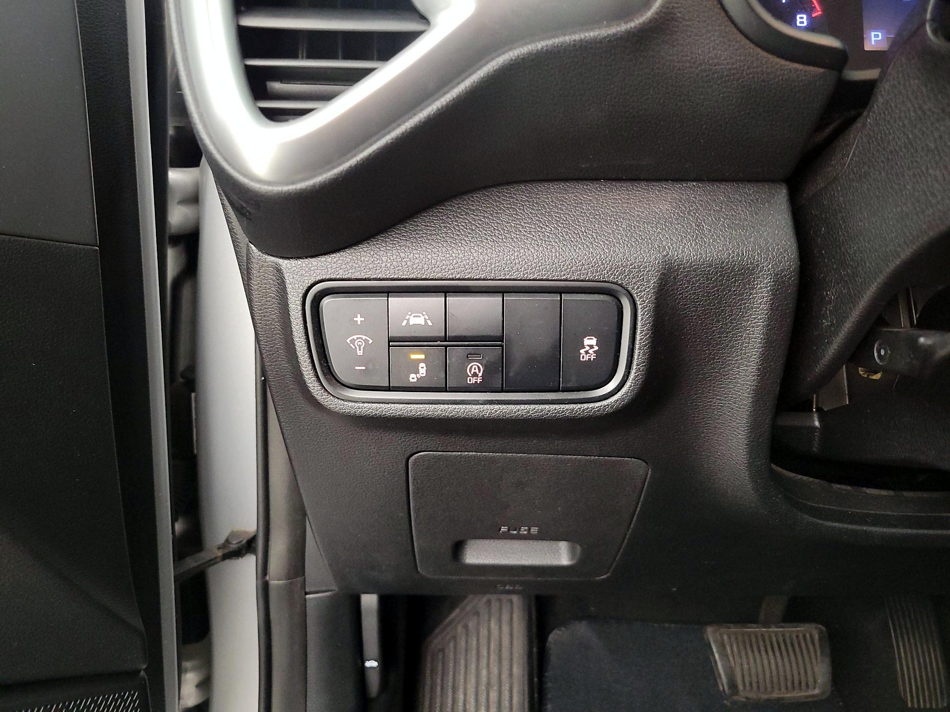 Thumbnail: 2020 Kia Soul - 13