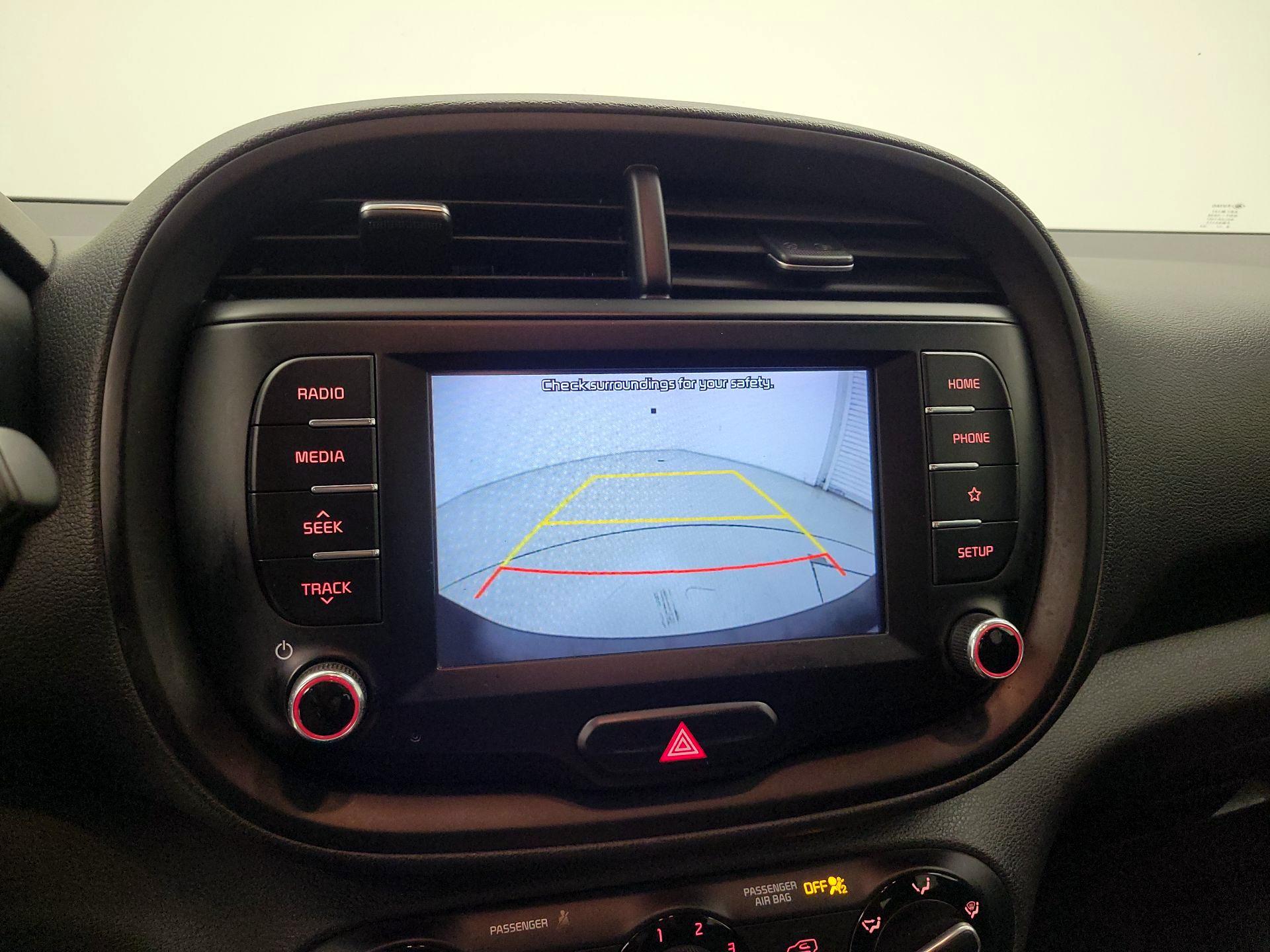 Thumbnail: 2020 Kia Soul - 14