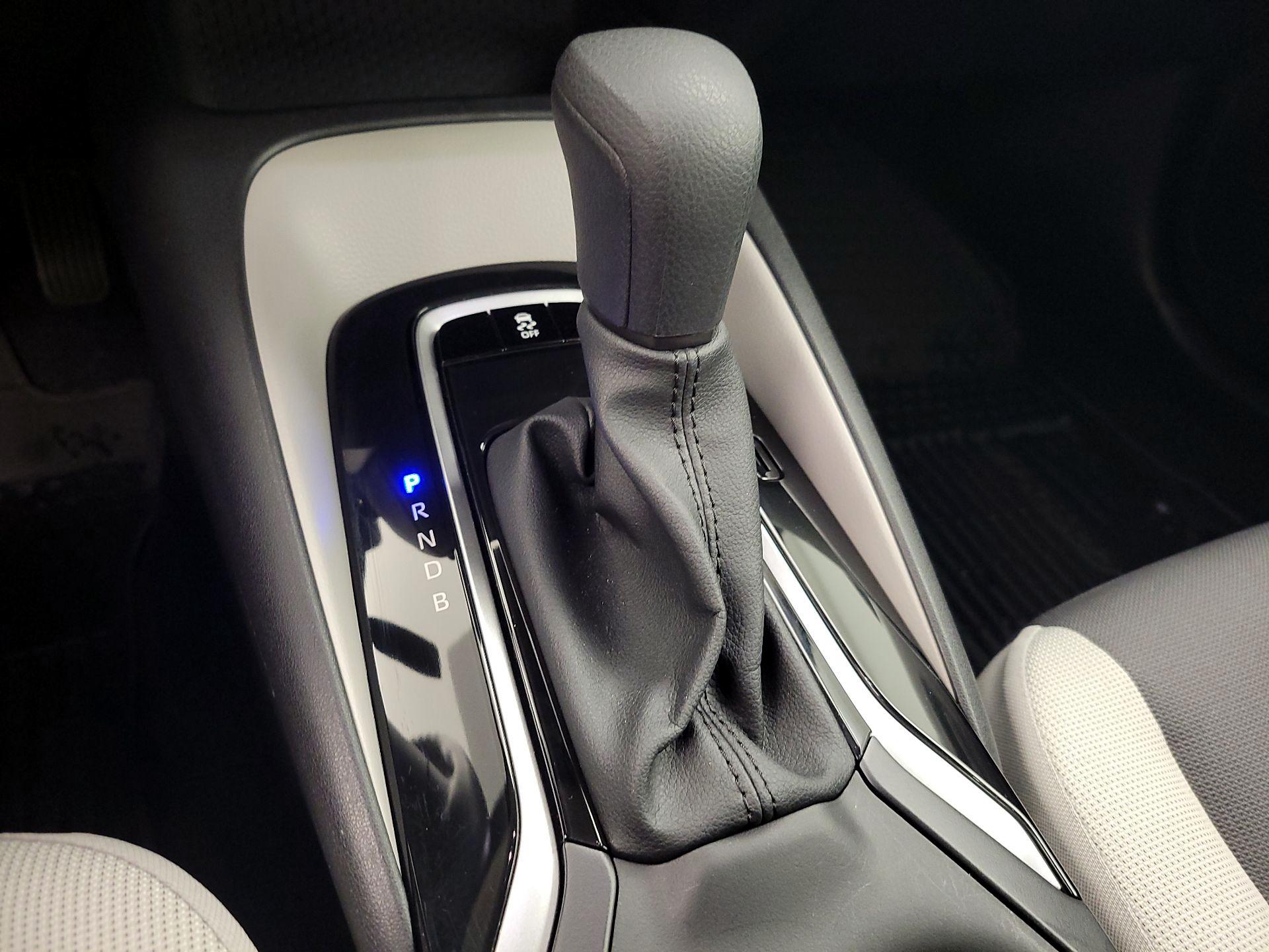 Thumbnail: 2025 Toyota Corolla - 17