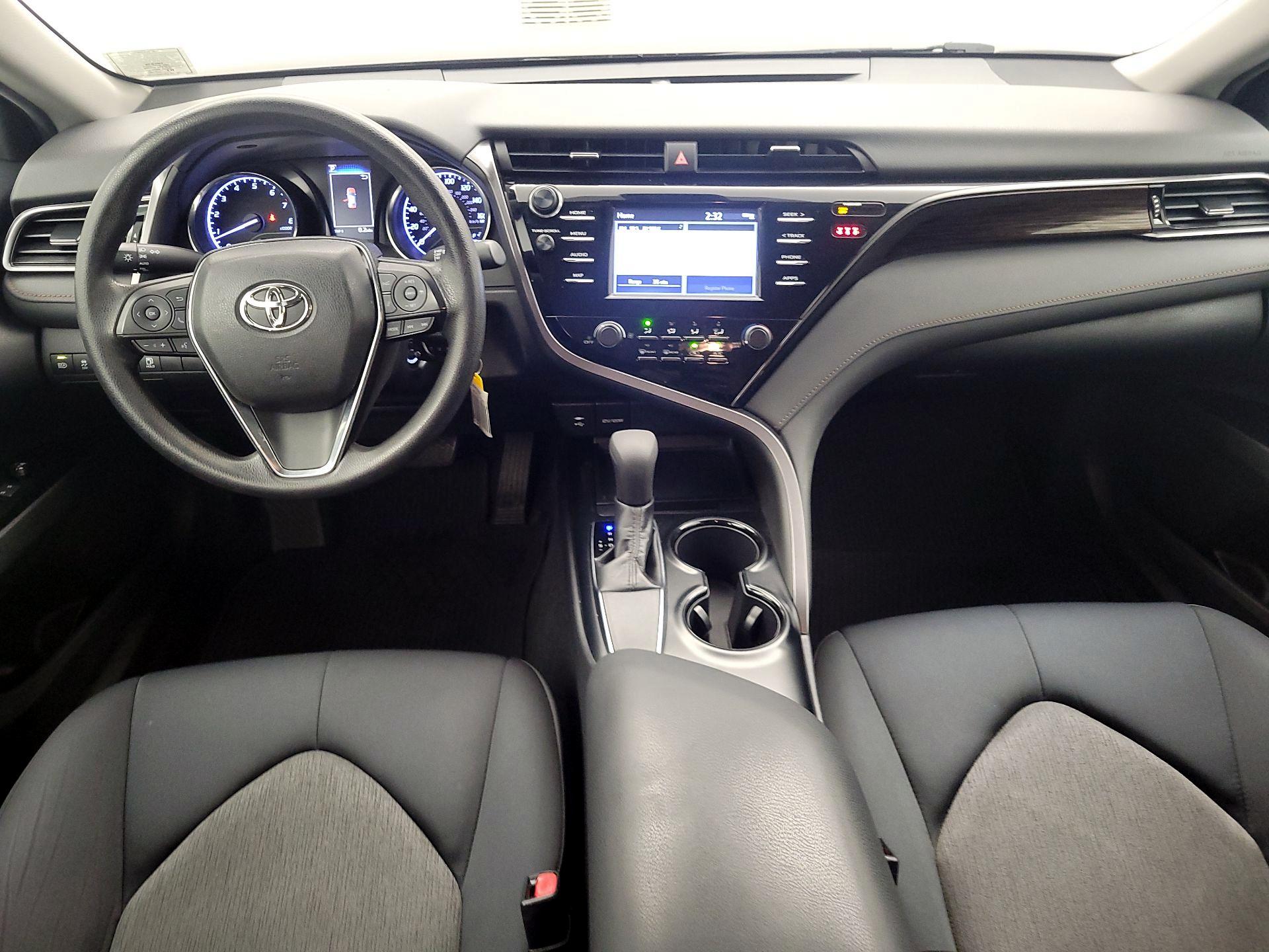 Thumbnail: 2019 Toyota Camry - 9