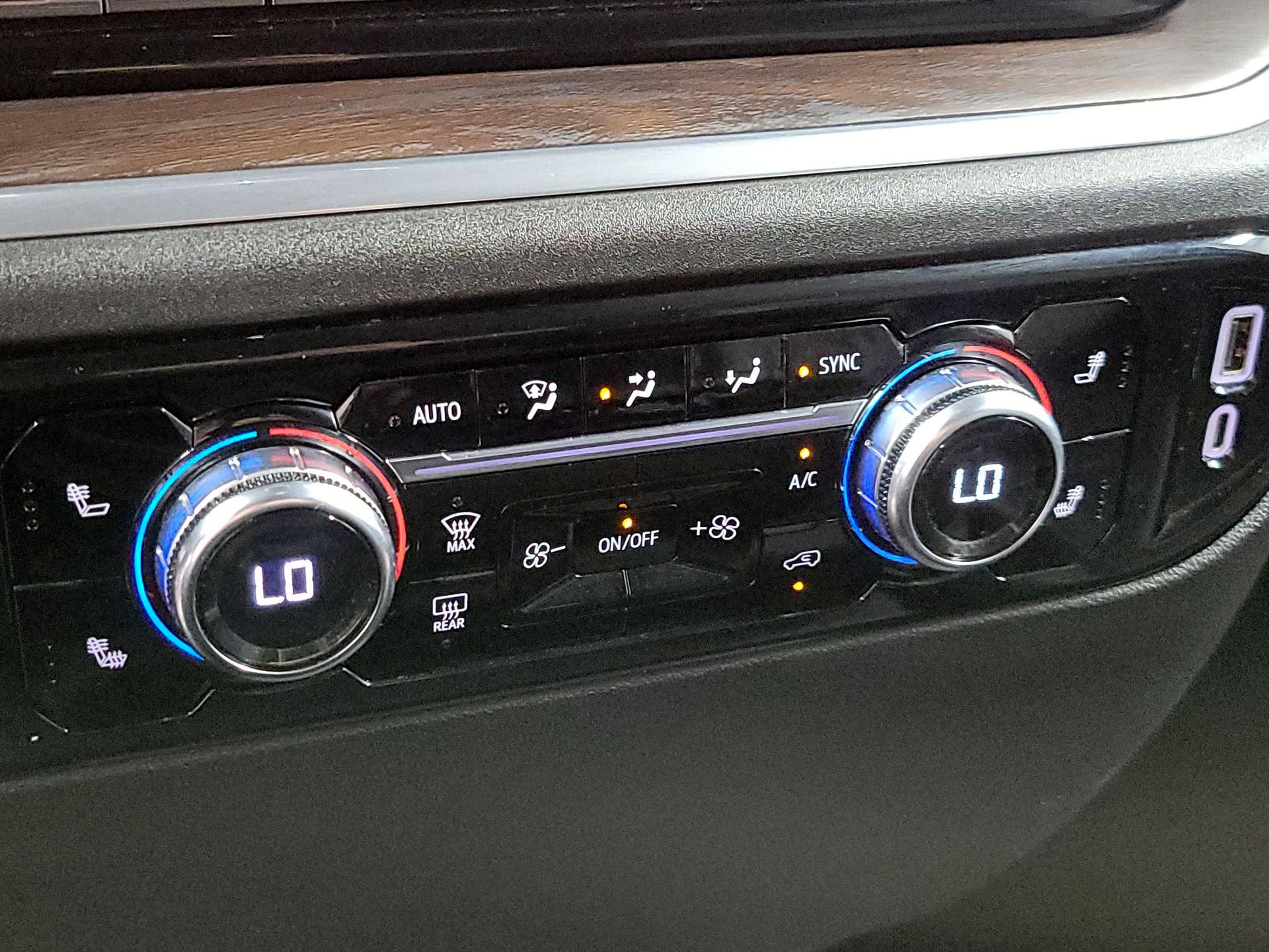 Thumbnail: 2024 GMC Sierra 1500 - 16