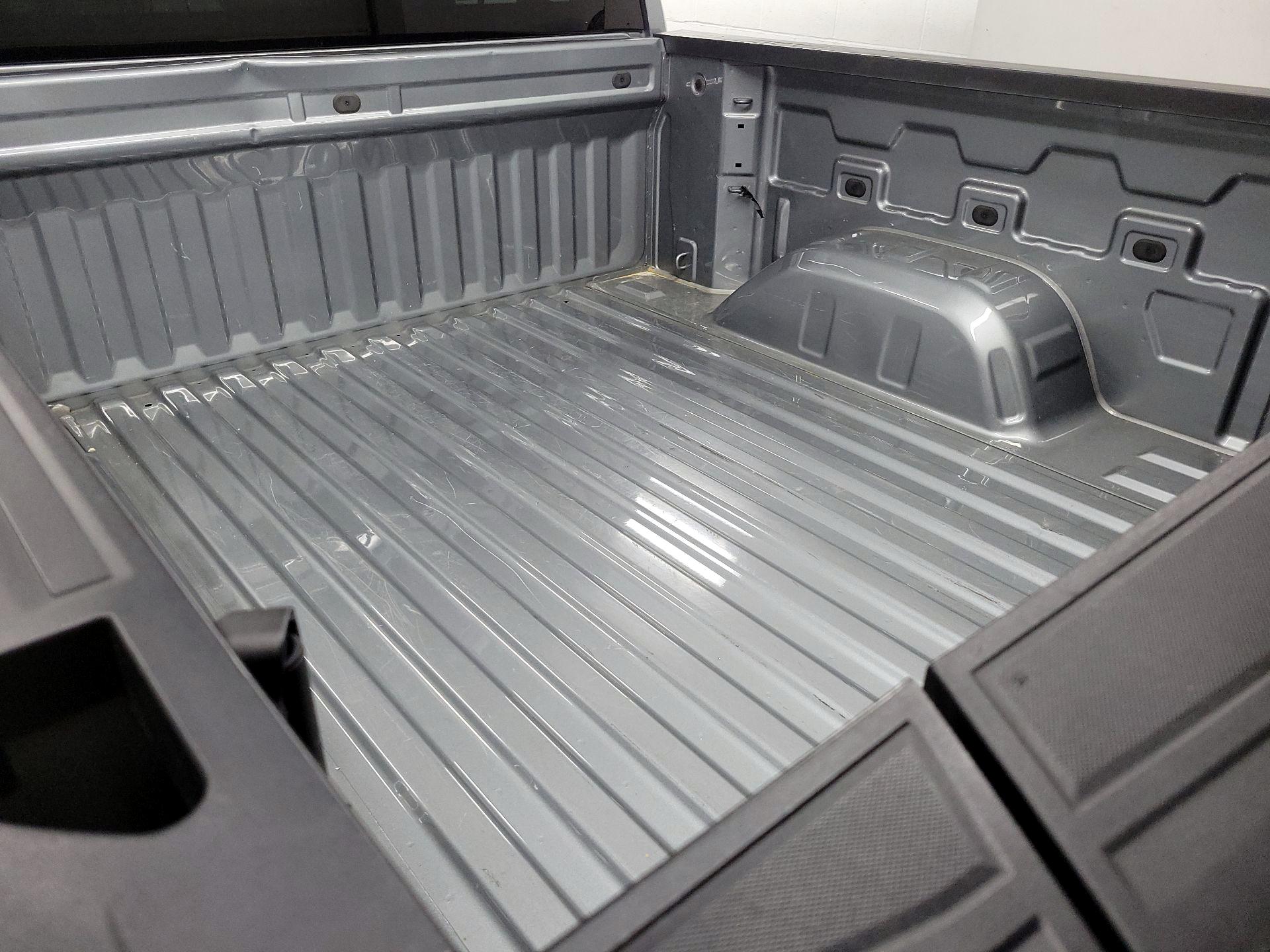 Thumbnail: 2024 GMC Sierra 1500 - 19