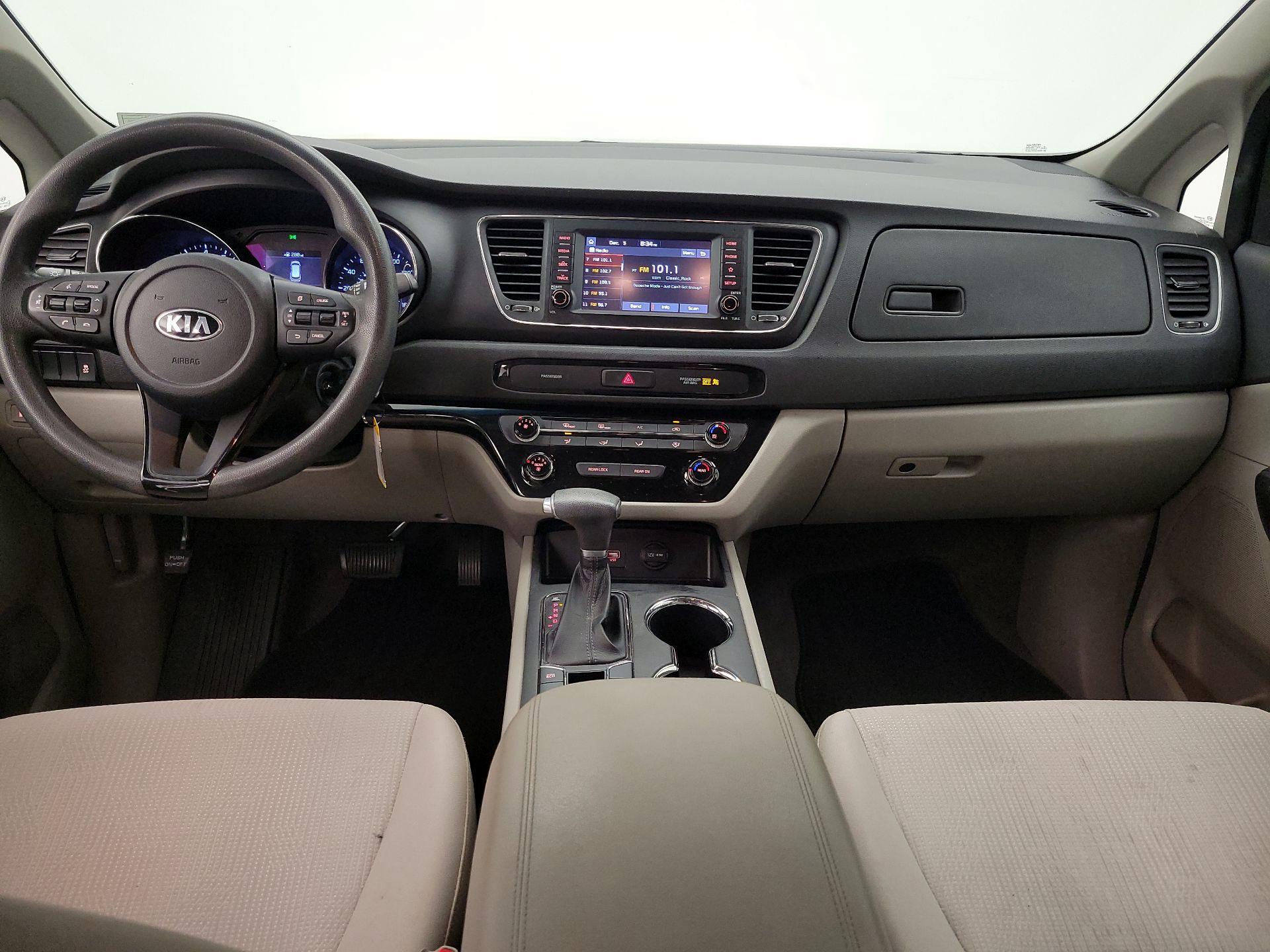 Thumbnail: 2019 Kia Sedona - 9