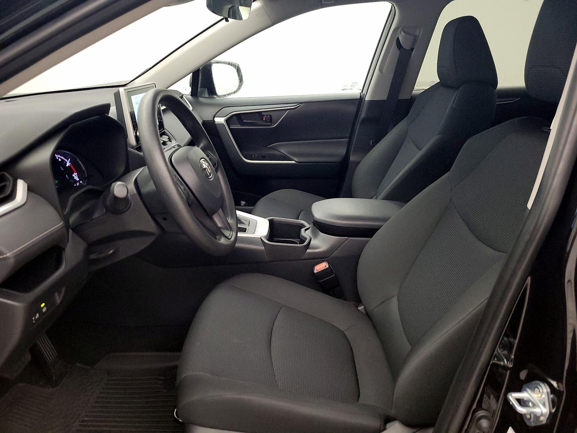 Thumbnail: 2025 Toyota RAV4 - 11