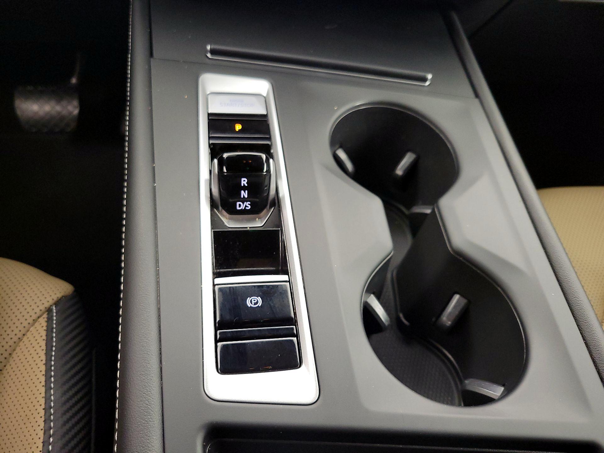 Thumbnail: 2024 Volkswagen Atlas - 17