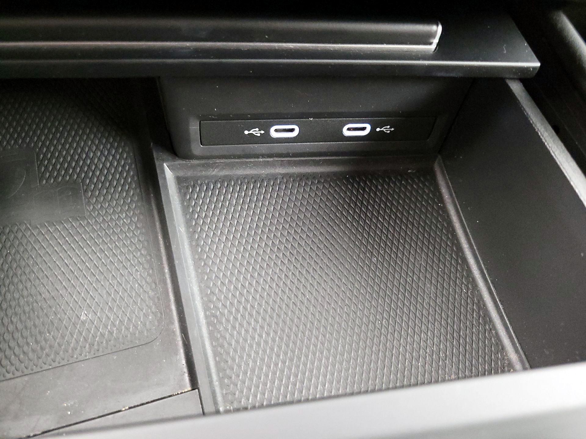 Thumbnail: 2024 Volkswagen Atlas - 18