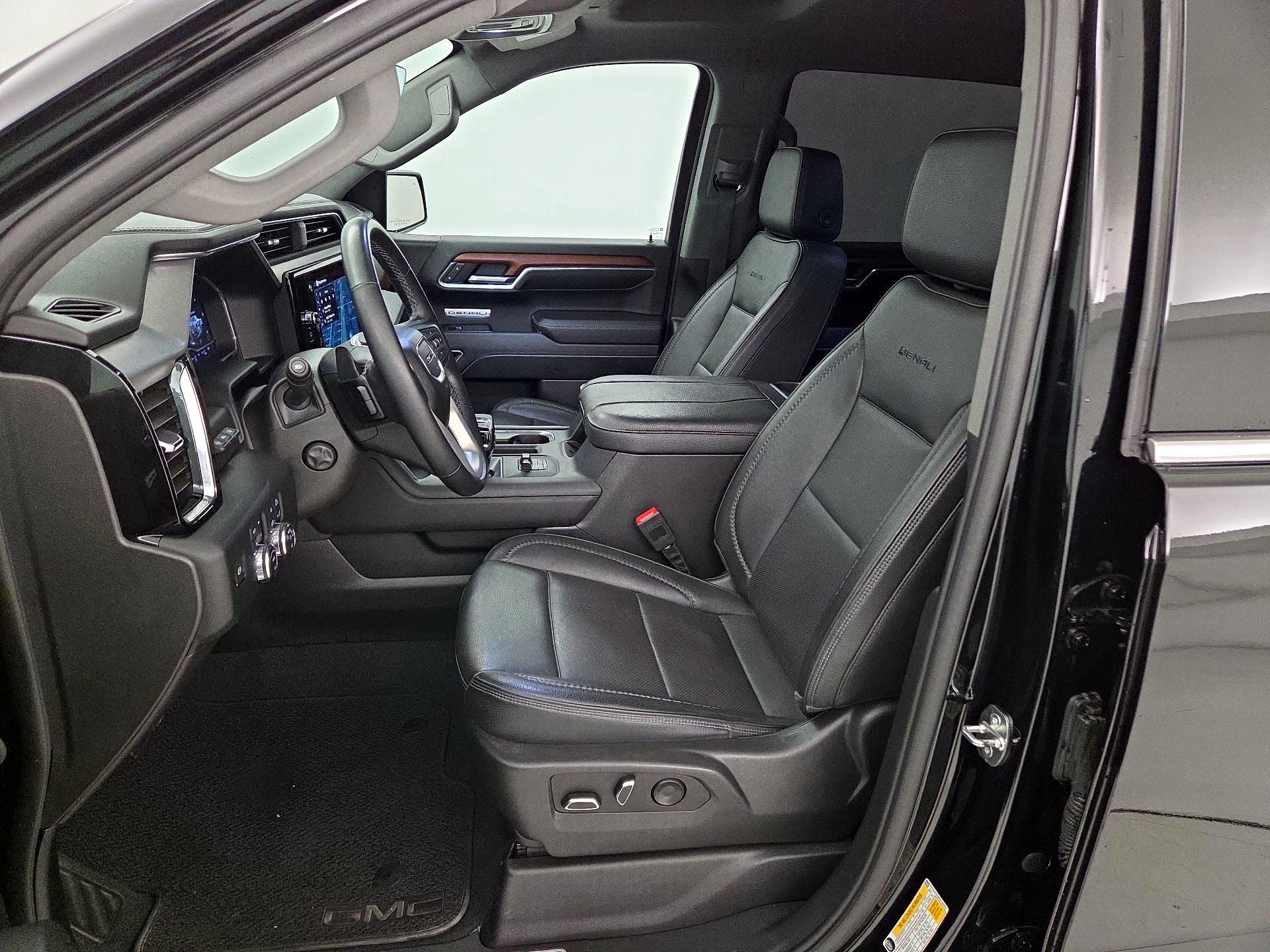 Thumbnail: 2023 GMC Sierra 1500 - 11