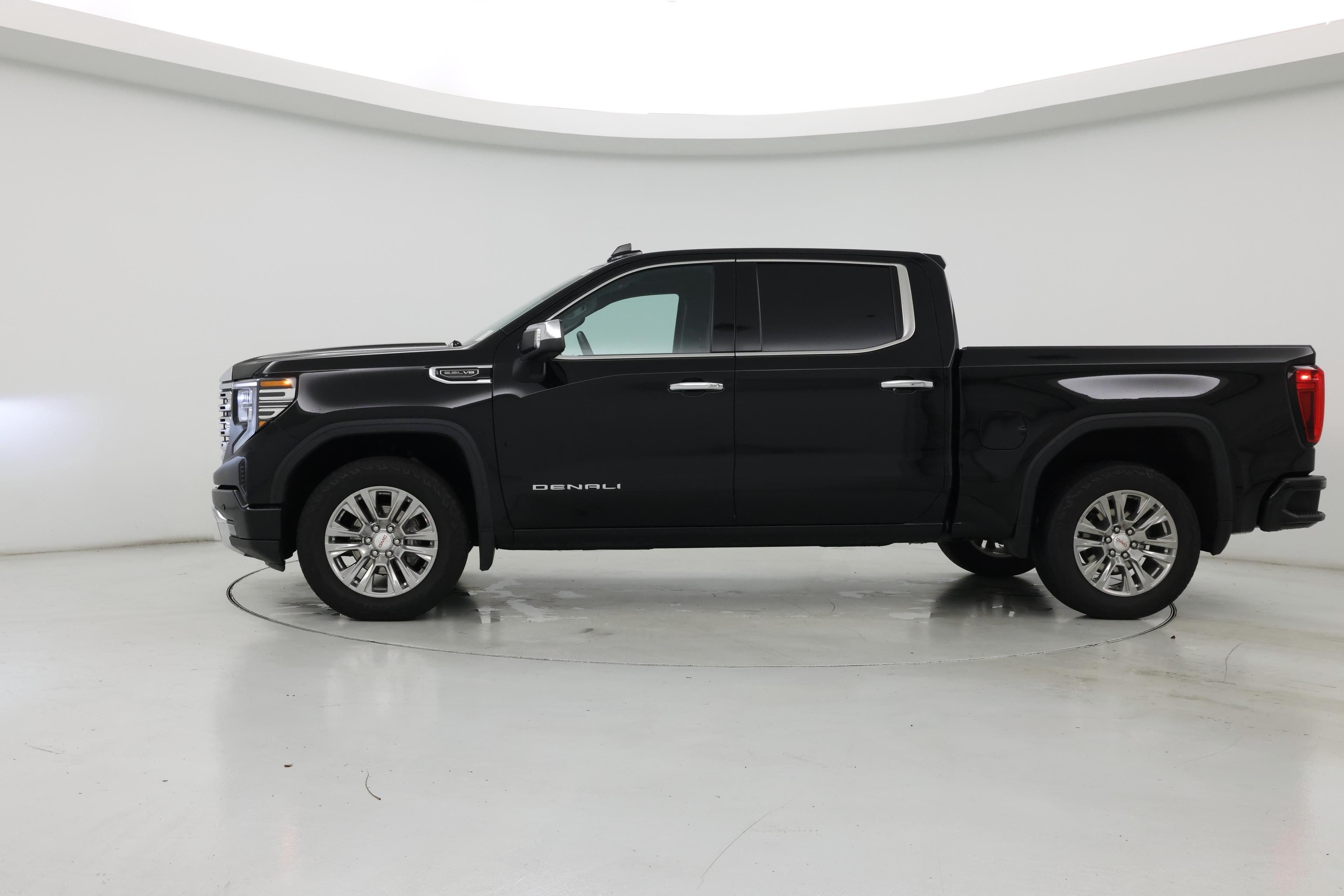 Thumbnail: 2023 GMC Sierra 1500 - 3