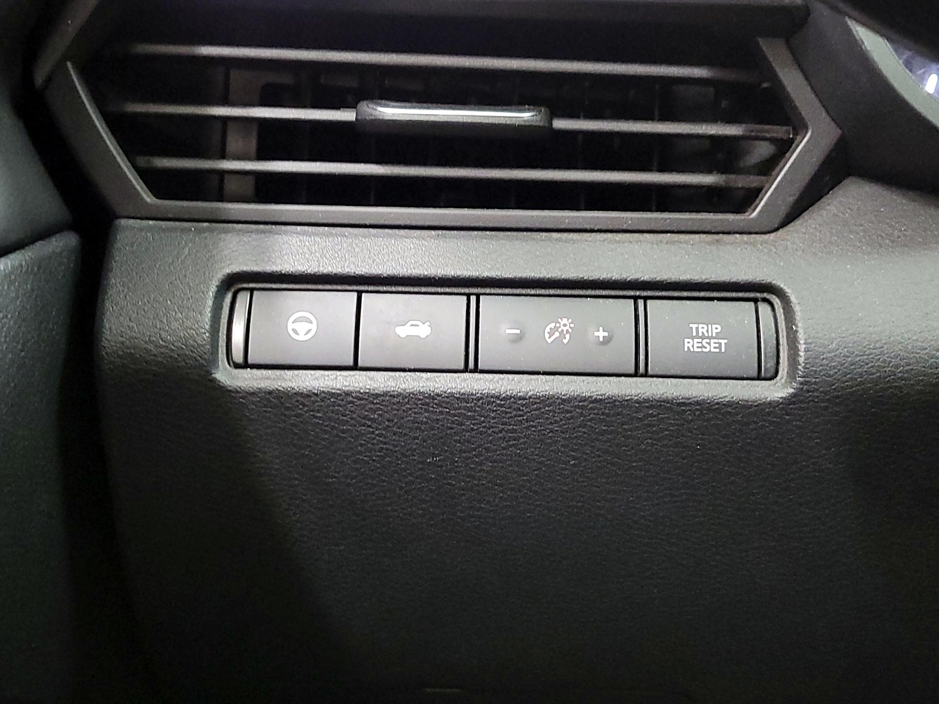 Thumbnail: 2021 Nissan Altima - 13