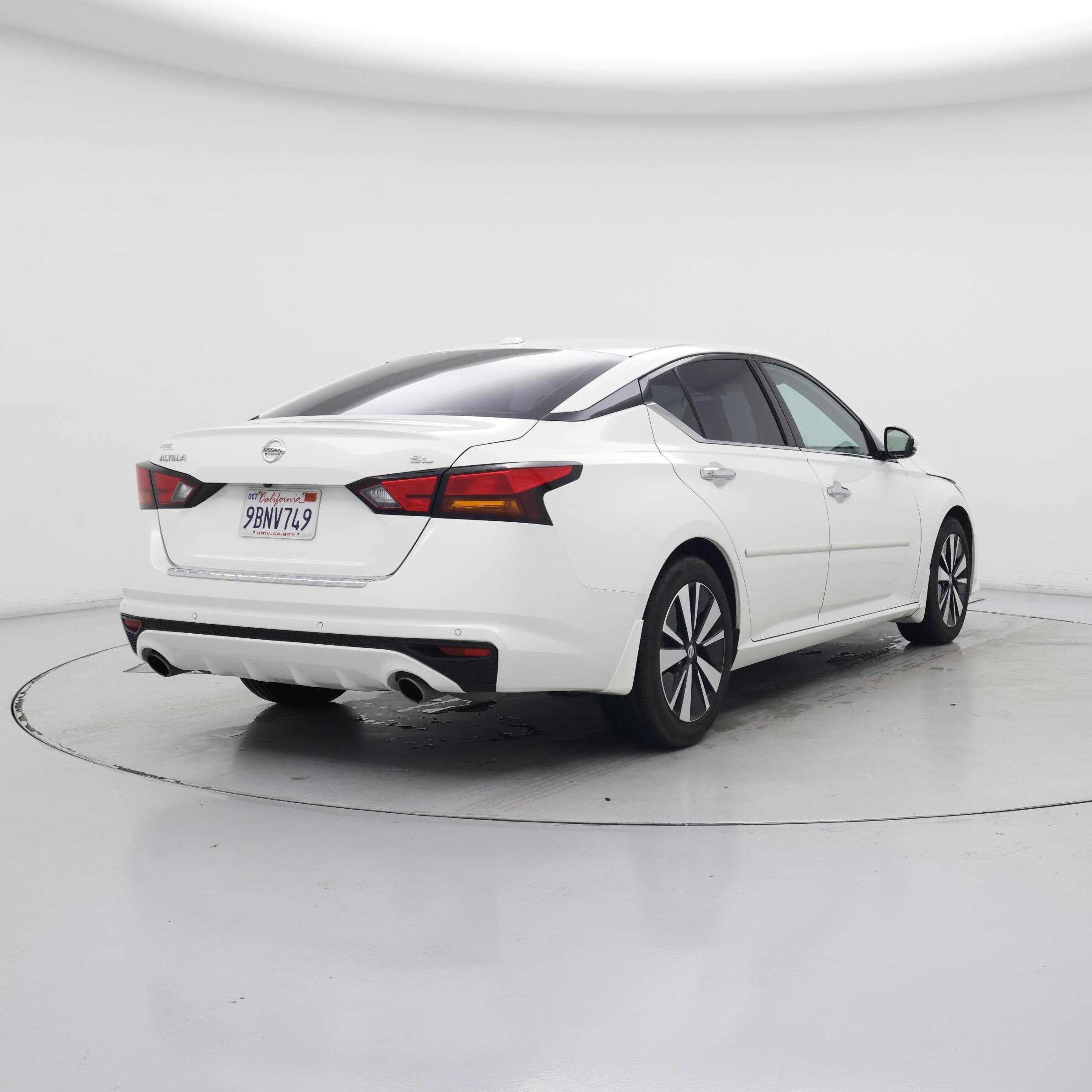 Thumbnail: 2021 Nissan Altima - 8