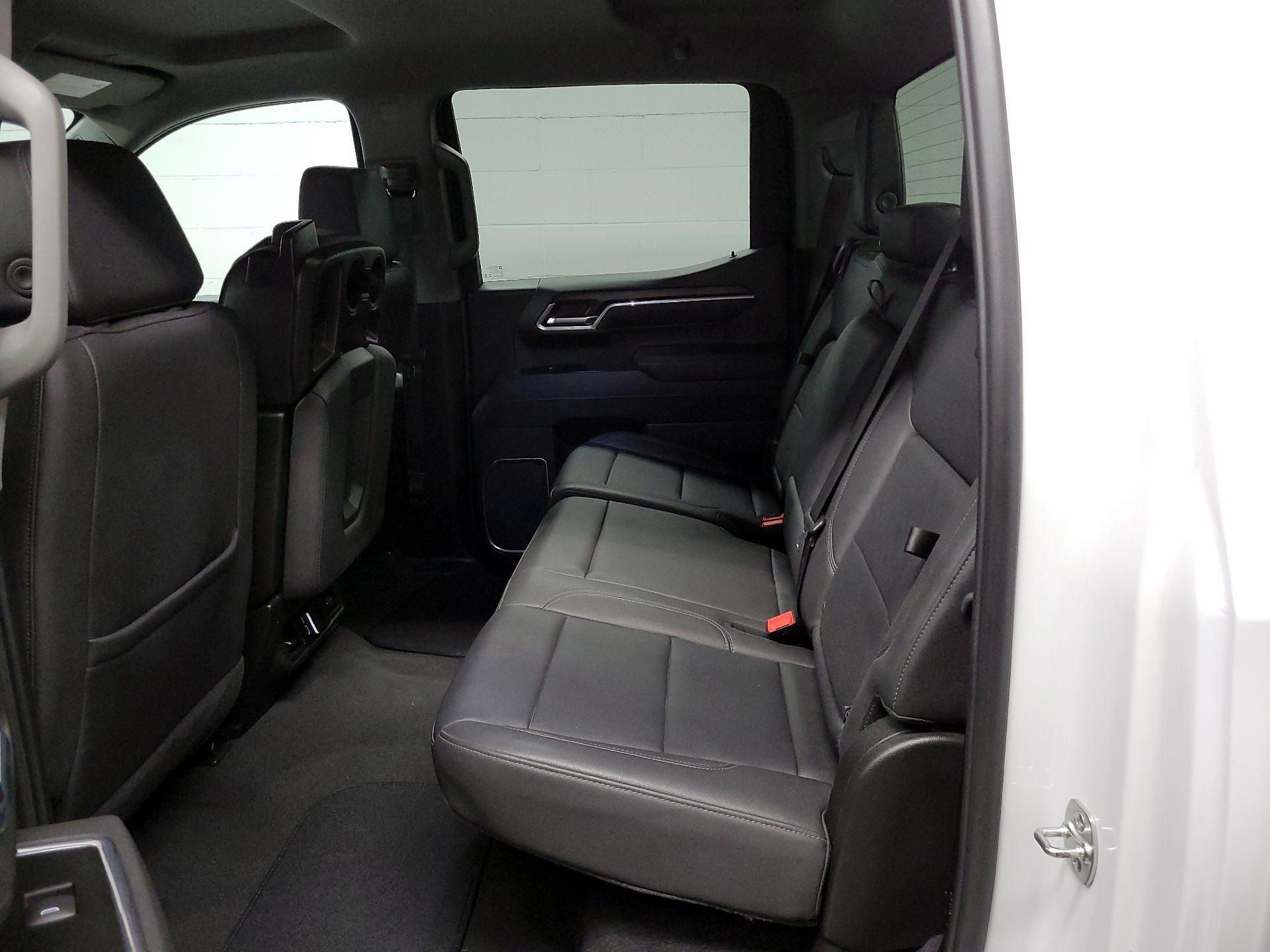 Thumbnail: 2025 GMC Sierra 1500 - 16