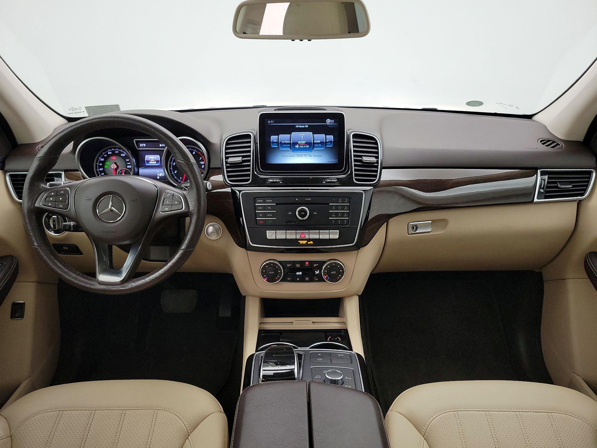 Thumbnail: 2016 Mercedes-Benz GLE - 9