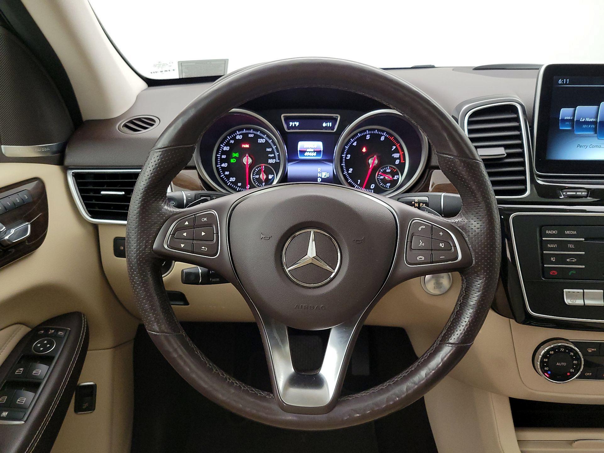 Thumbnail: 2016 Mercedes-Benz GLE - 10