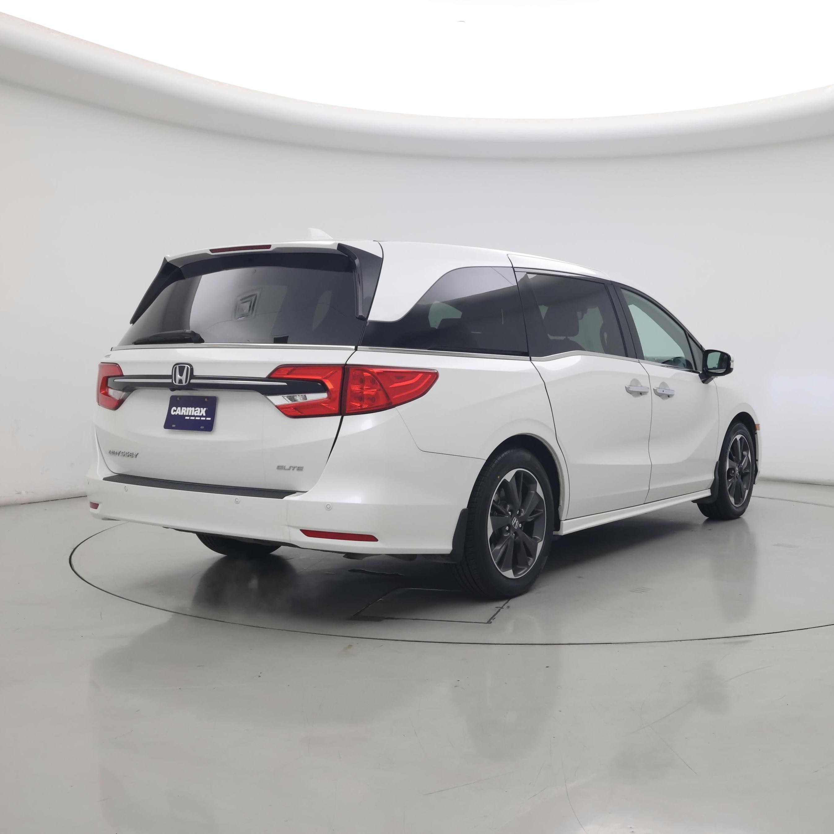 Thumbnail: 2023 Honda Odyssey - 8