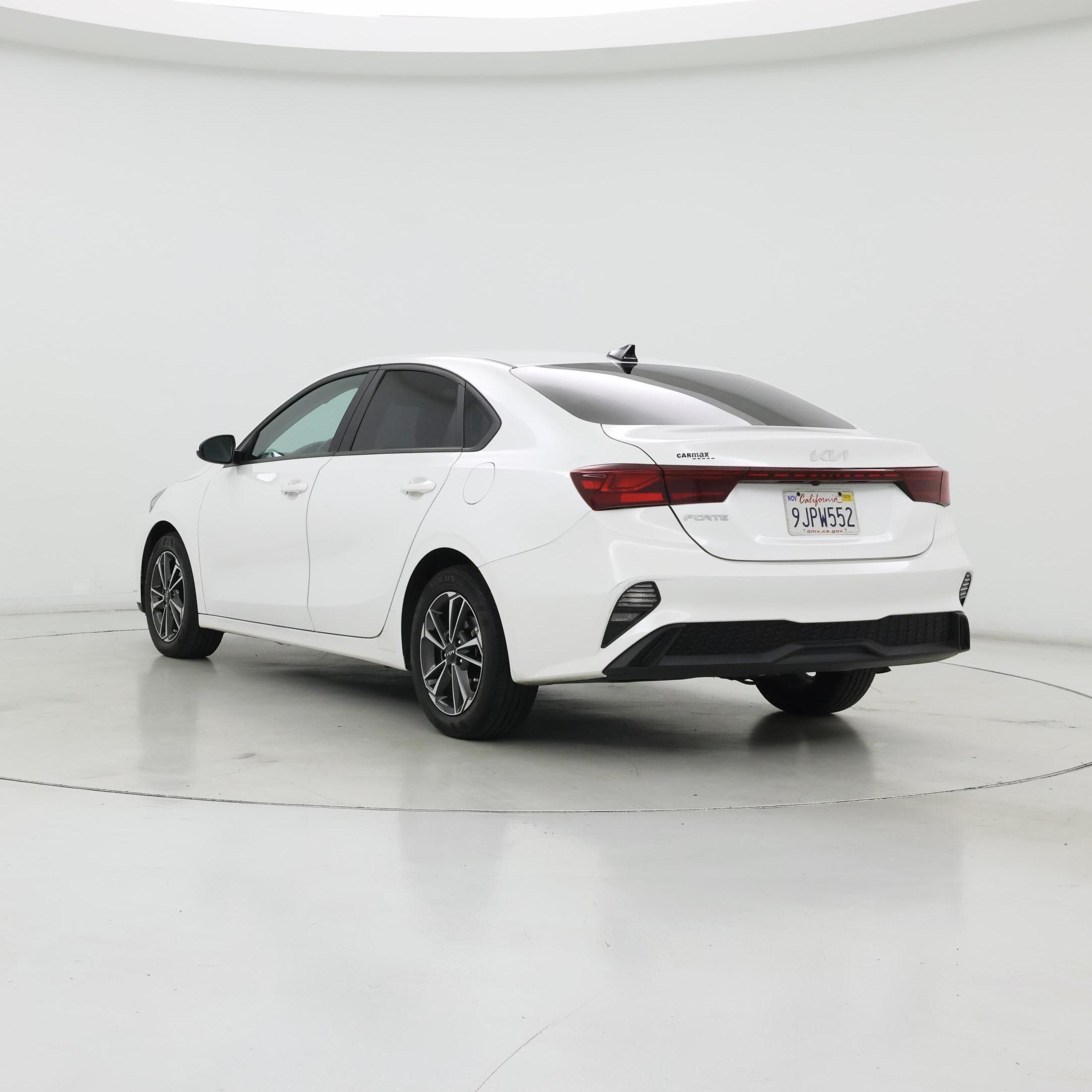 Thumbnail: 2024 Kia Forte - 2