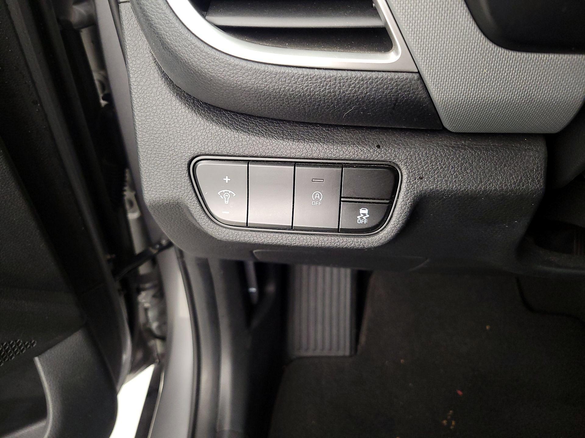 Thumbnail: 2021 Kia Seltos - 13